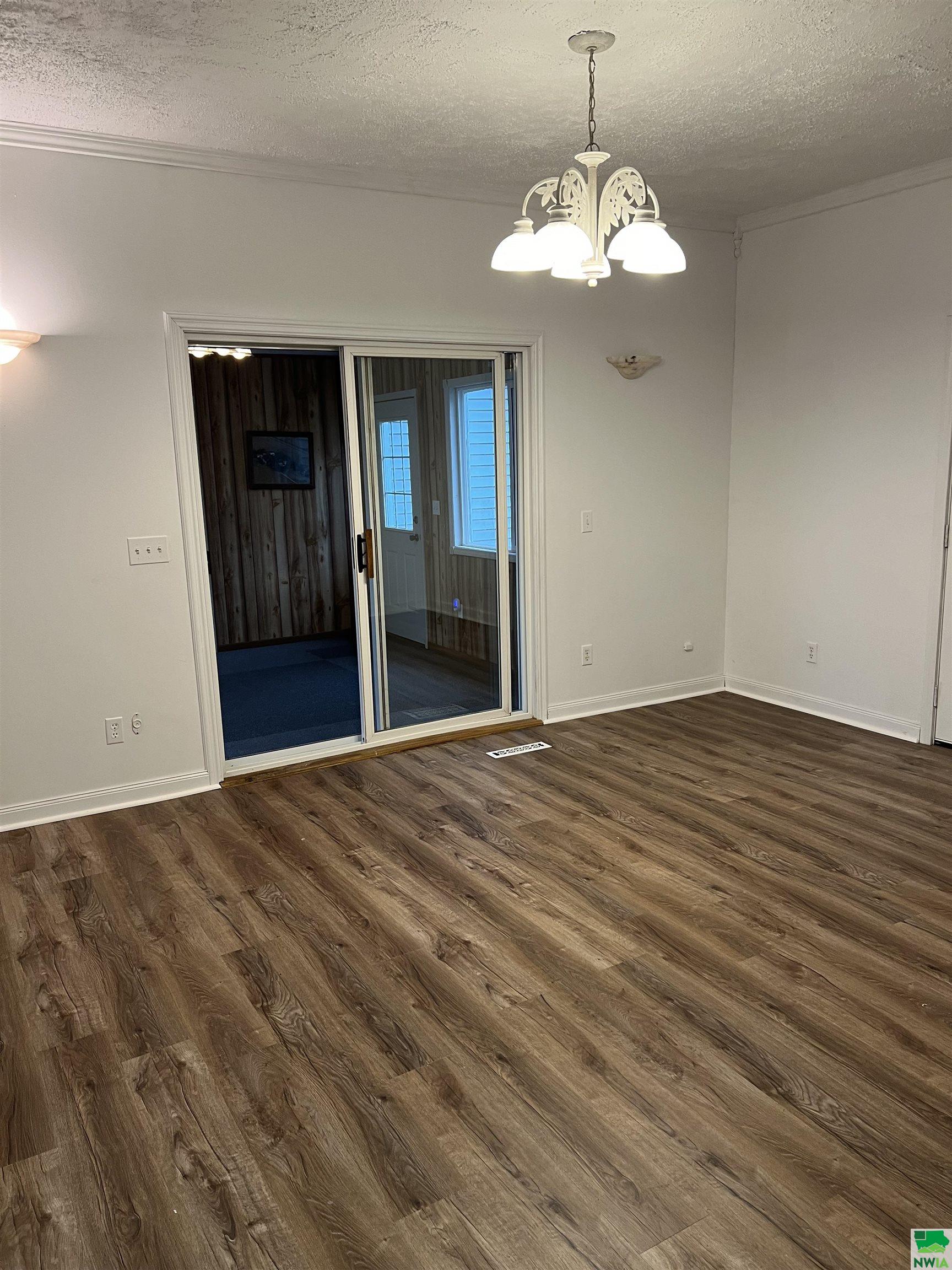 MLS #825237