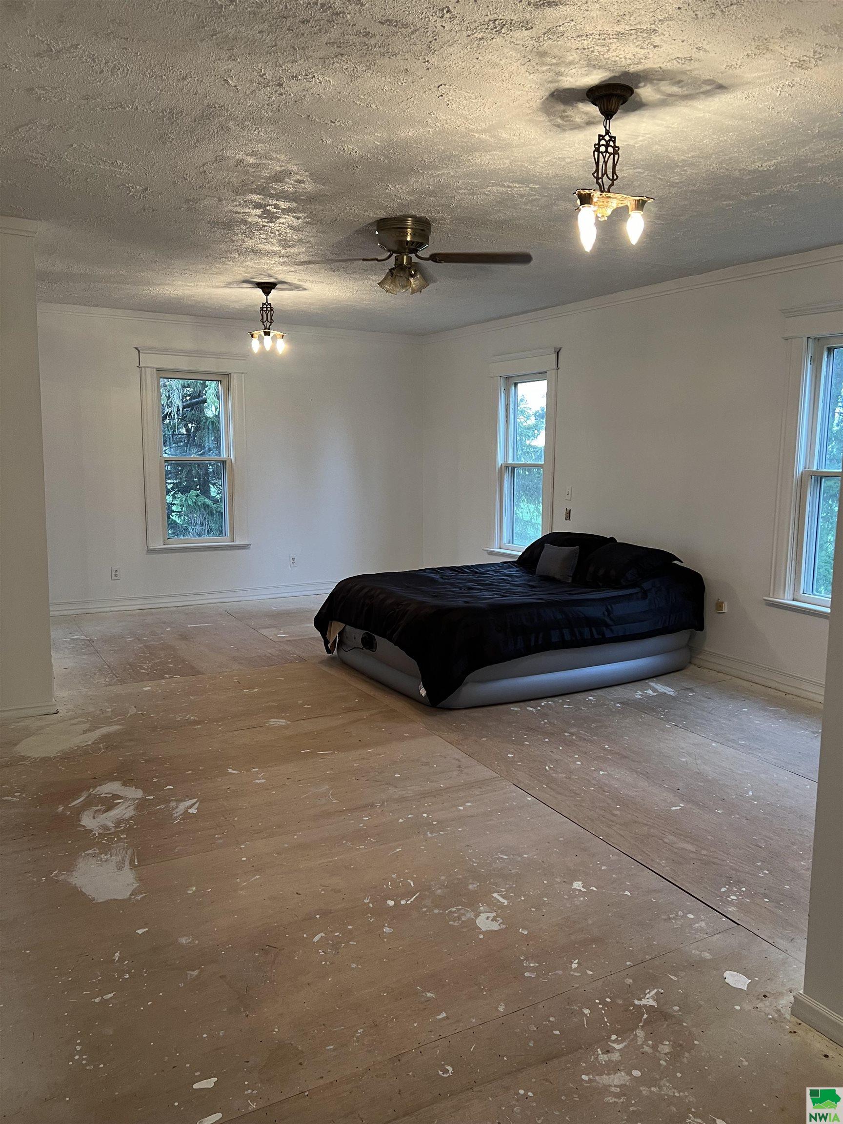 MLS #825237