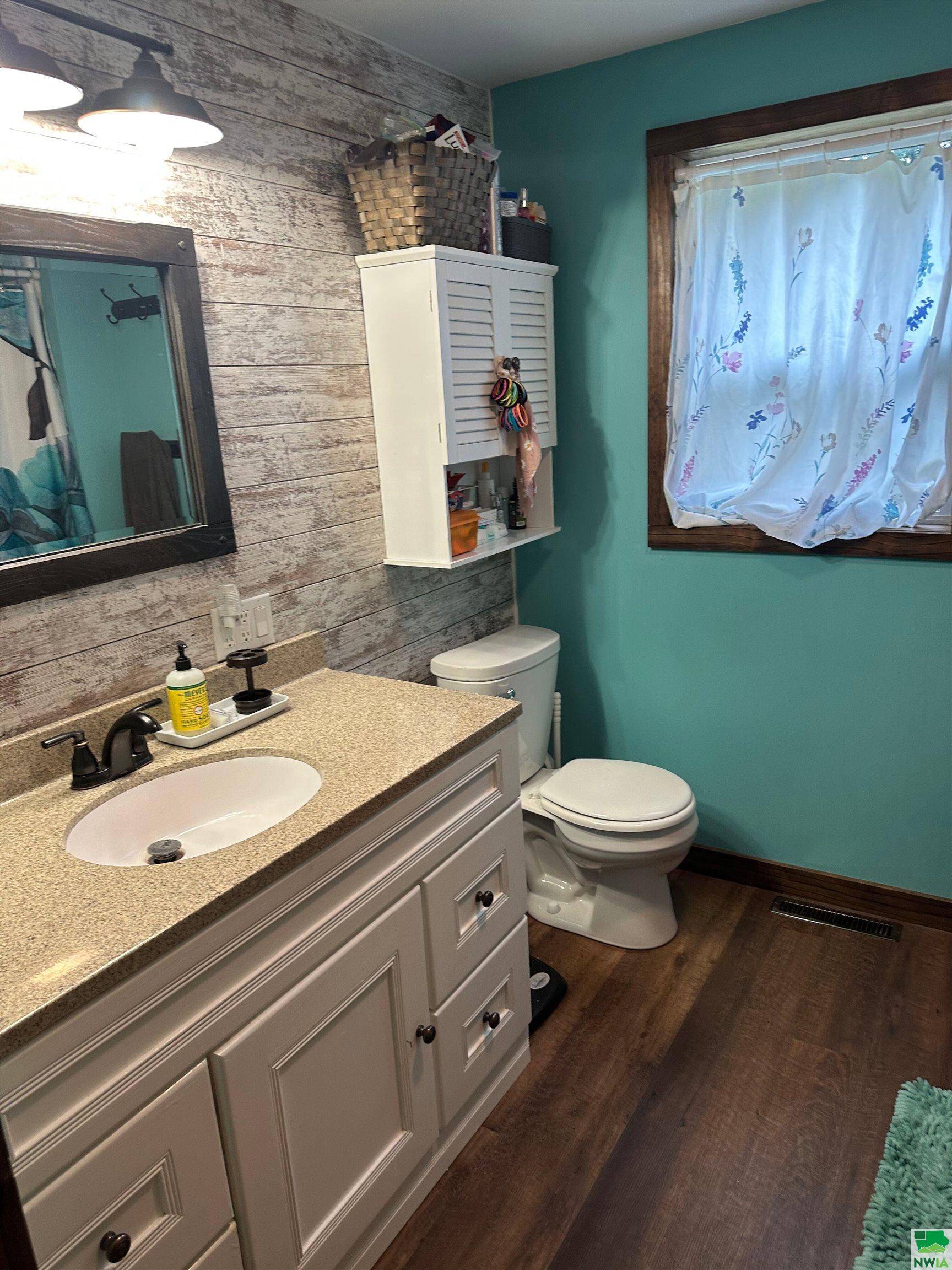 MLS #825352