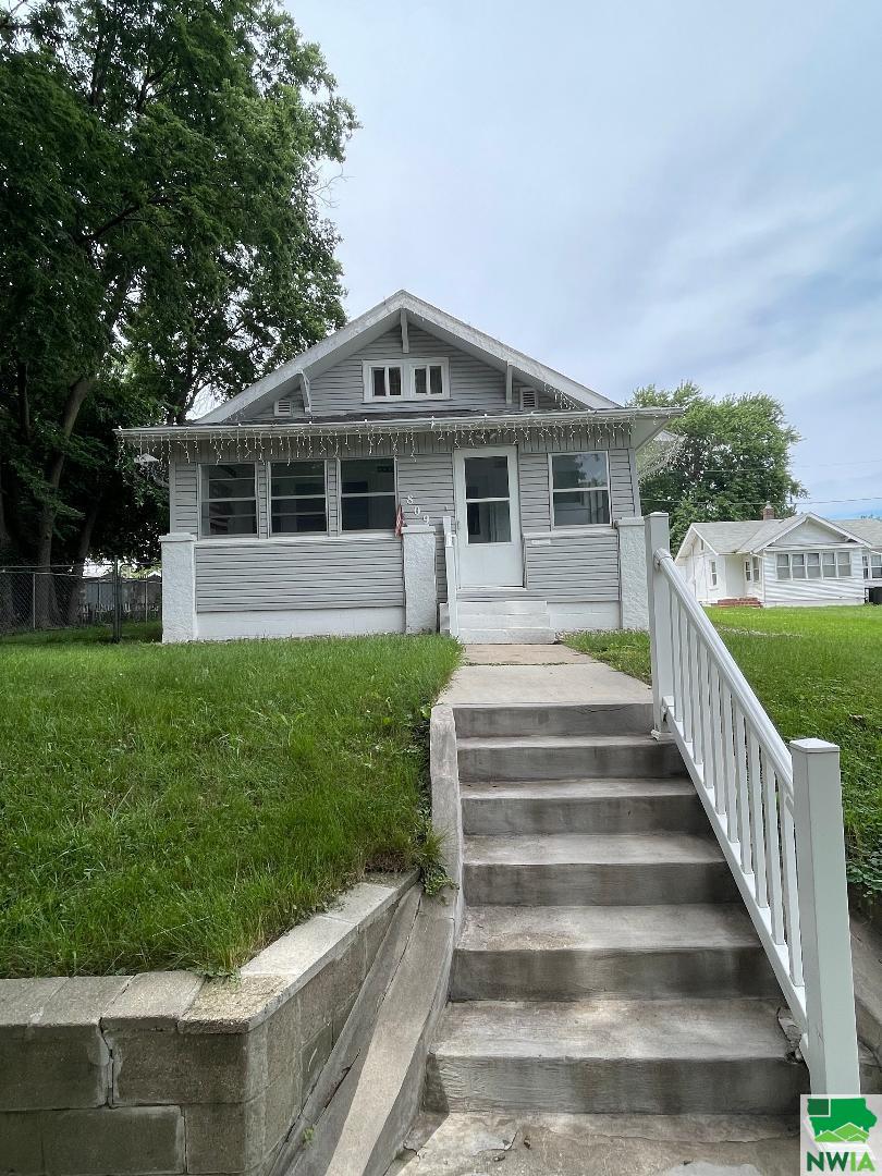 MLS #825372