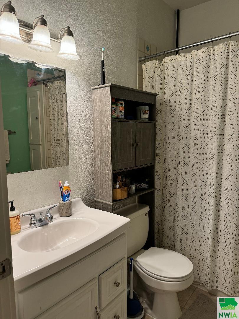 MLS #825372