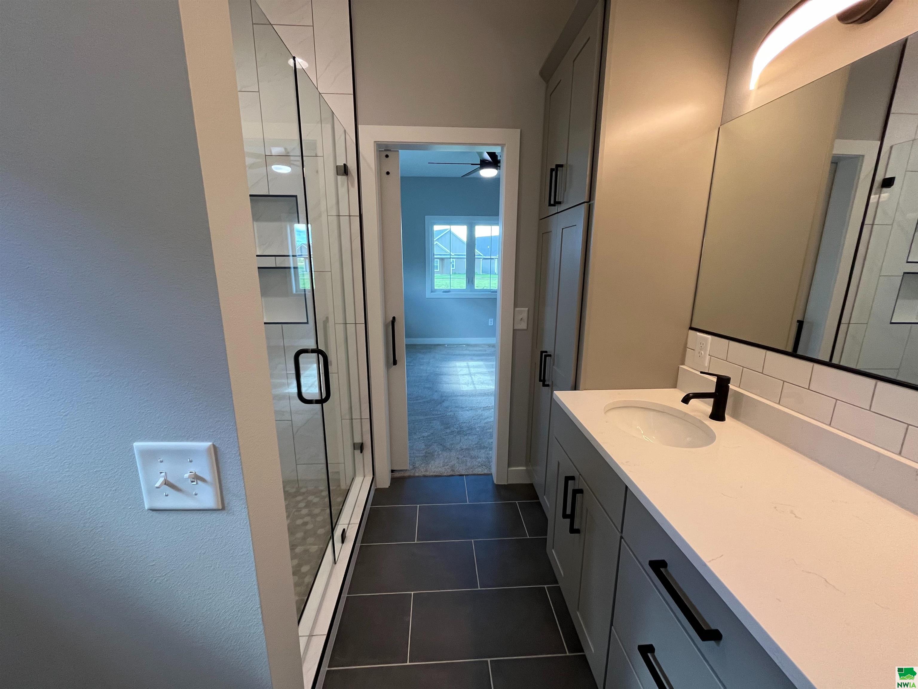 MLS #825387