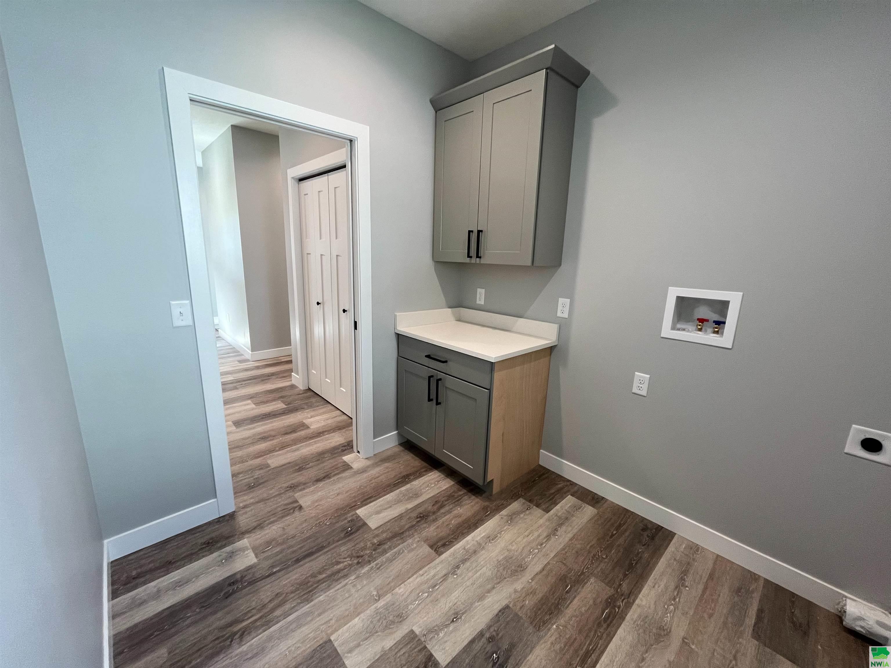 MLS #825387