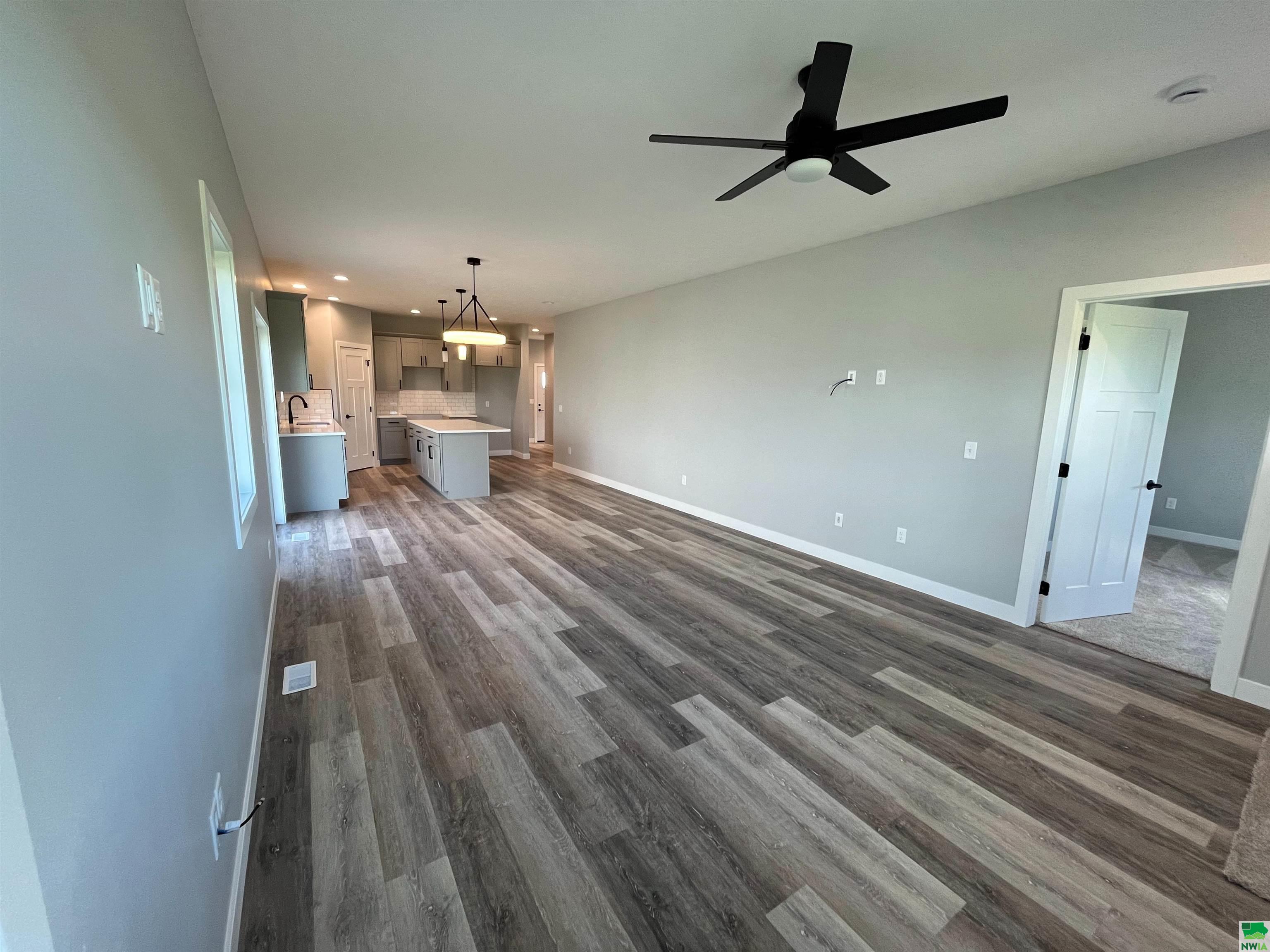 MLS #825387