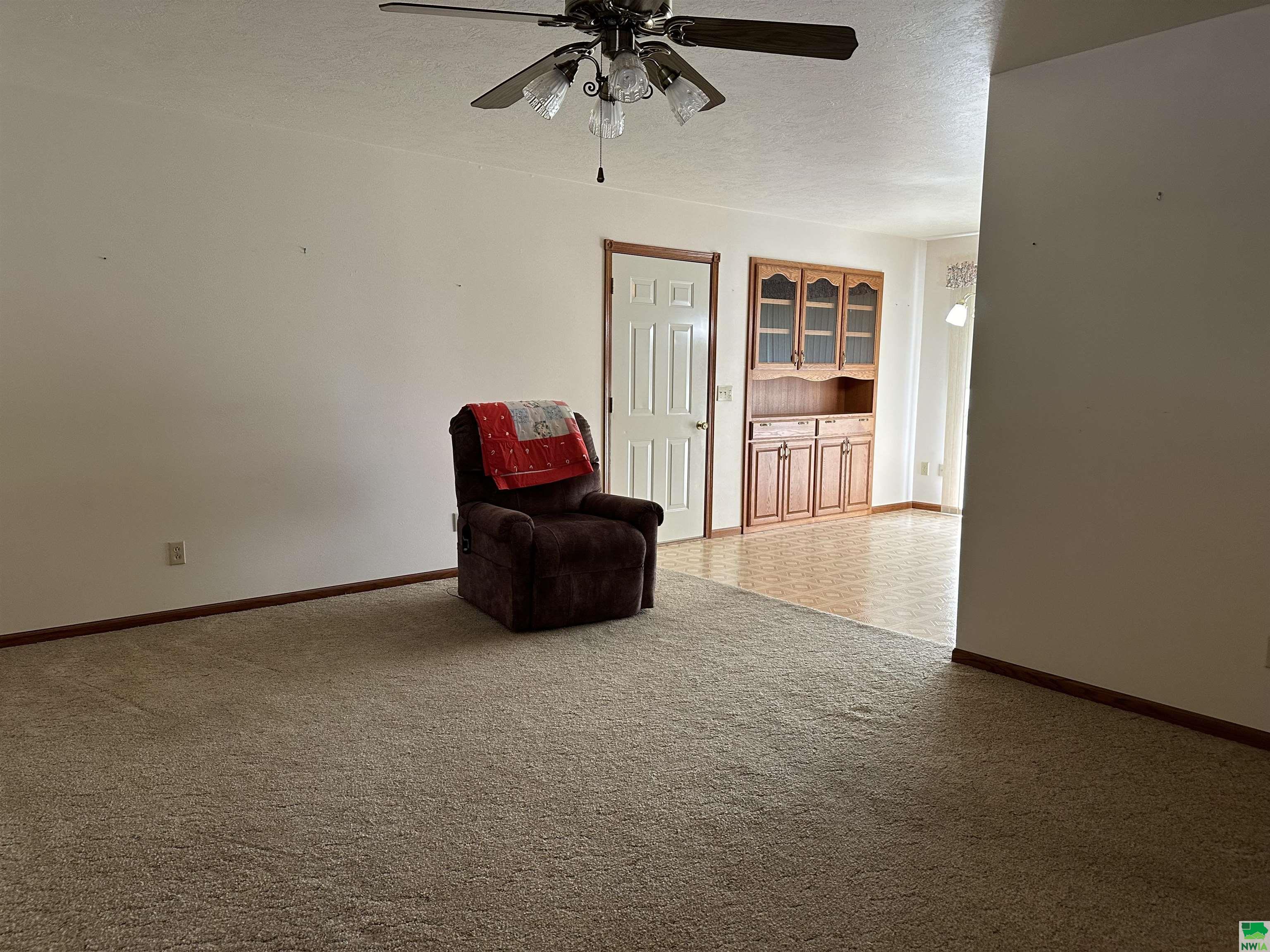 MLS #825391