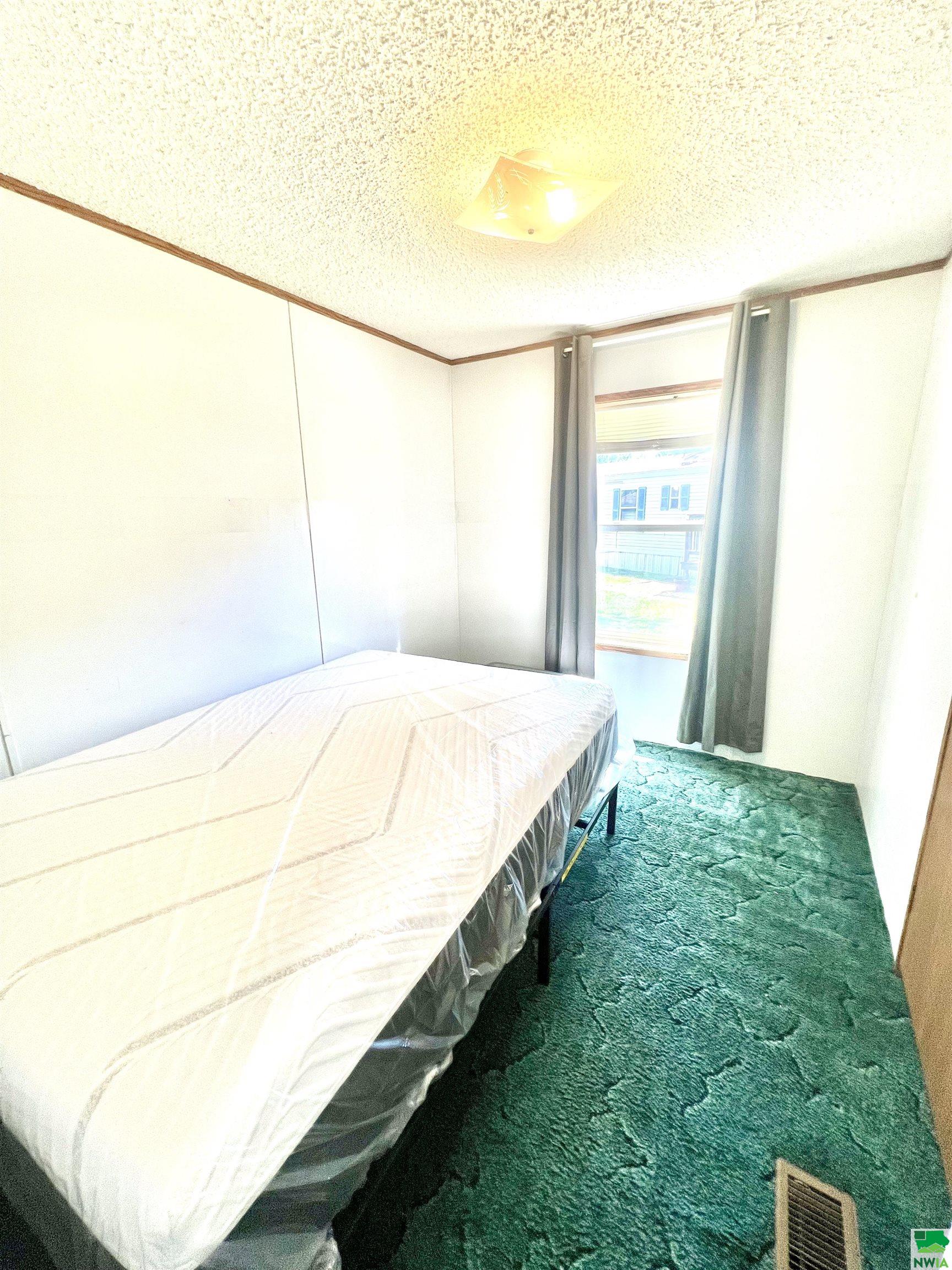 MLS #825396