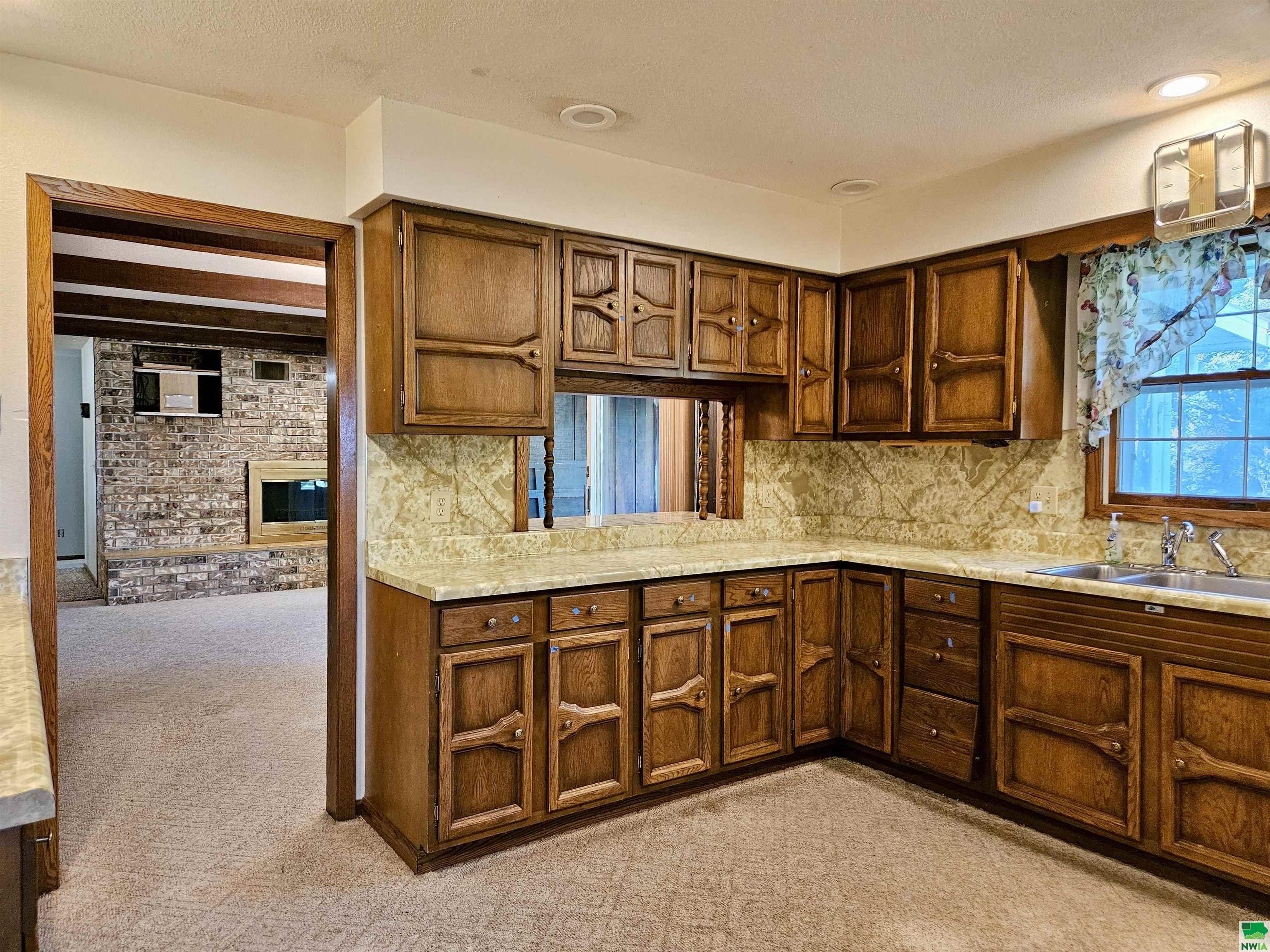 MLS #825400