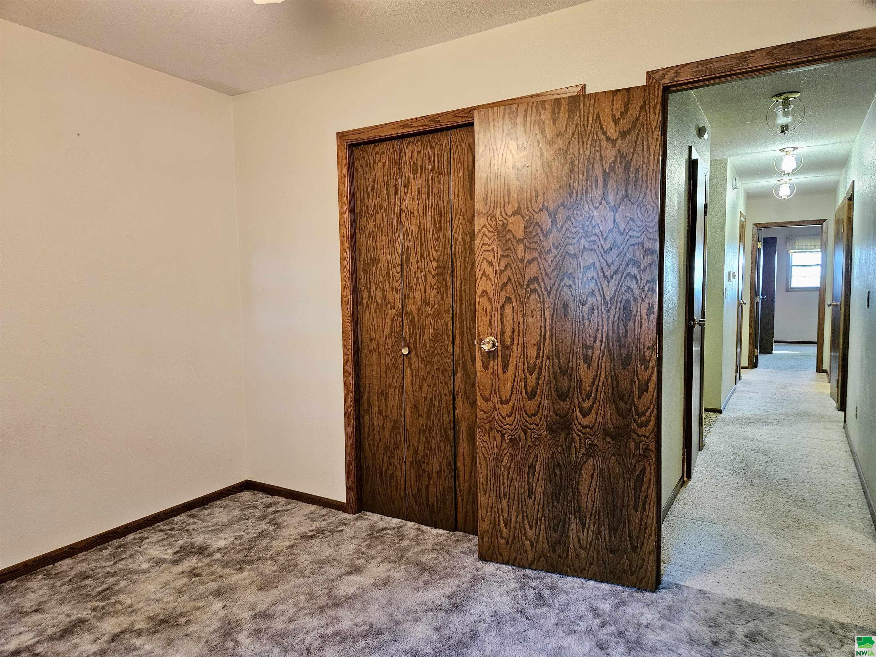 MLS #825400