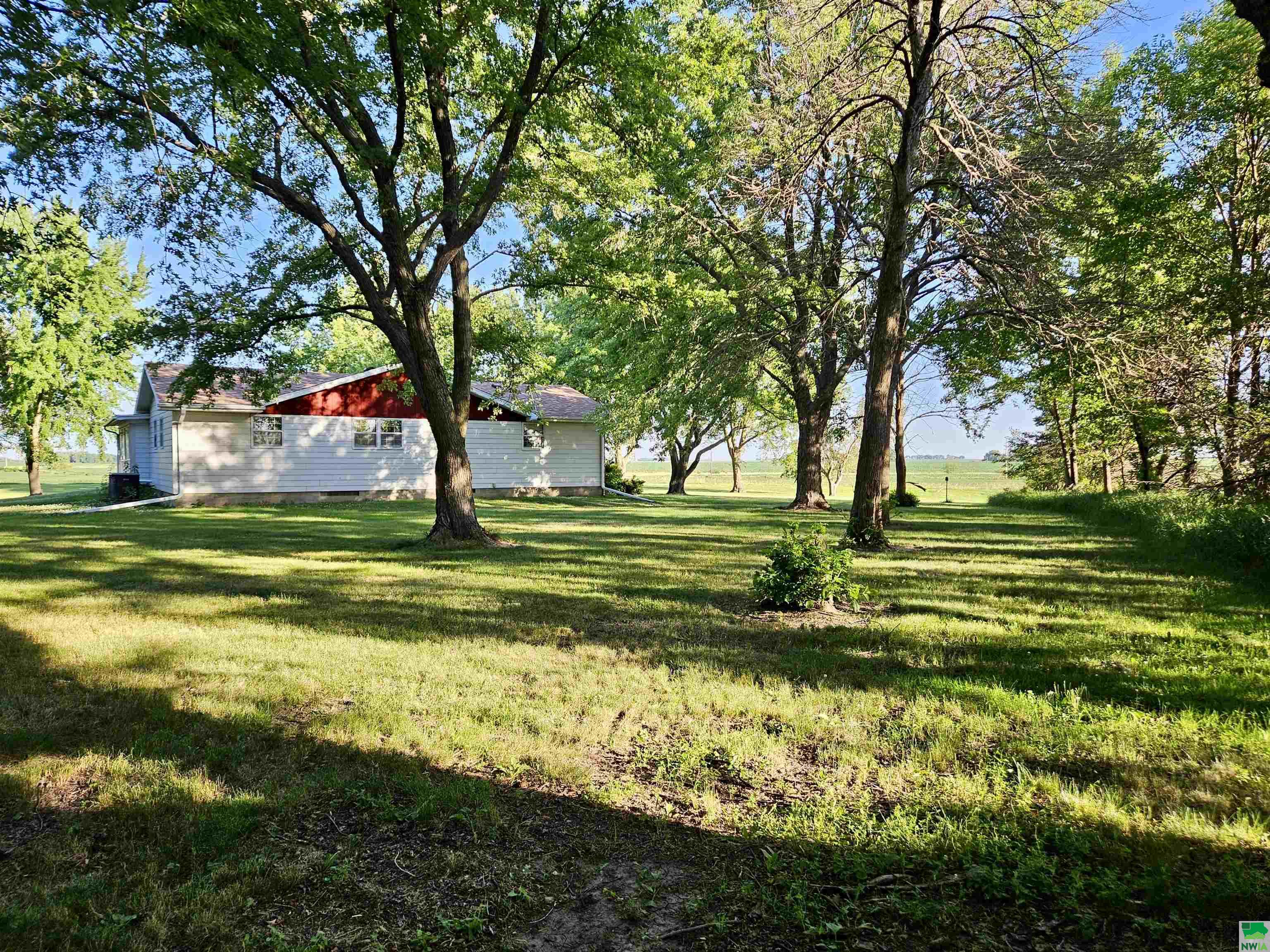 MLS #825400