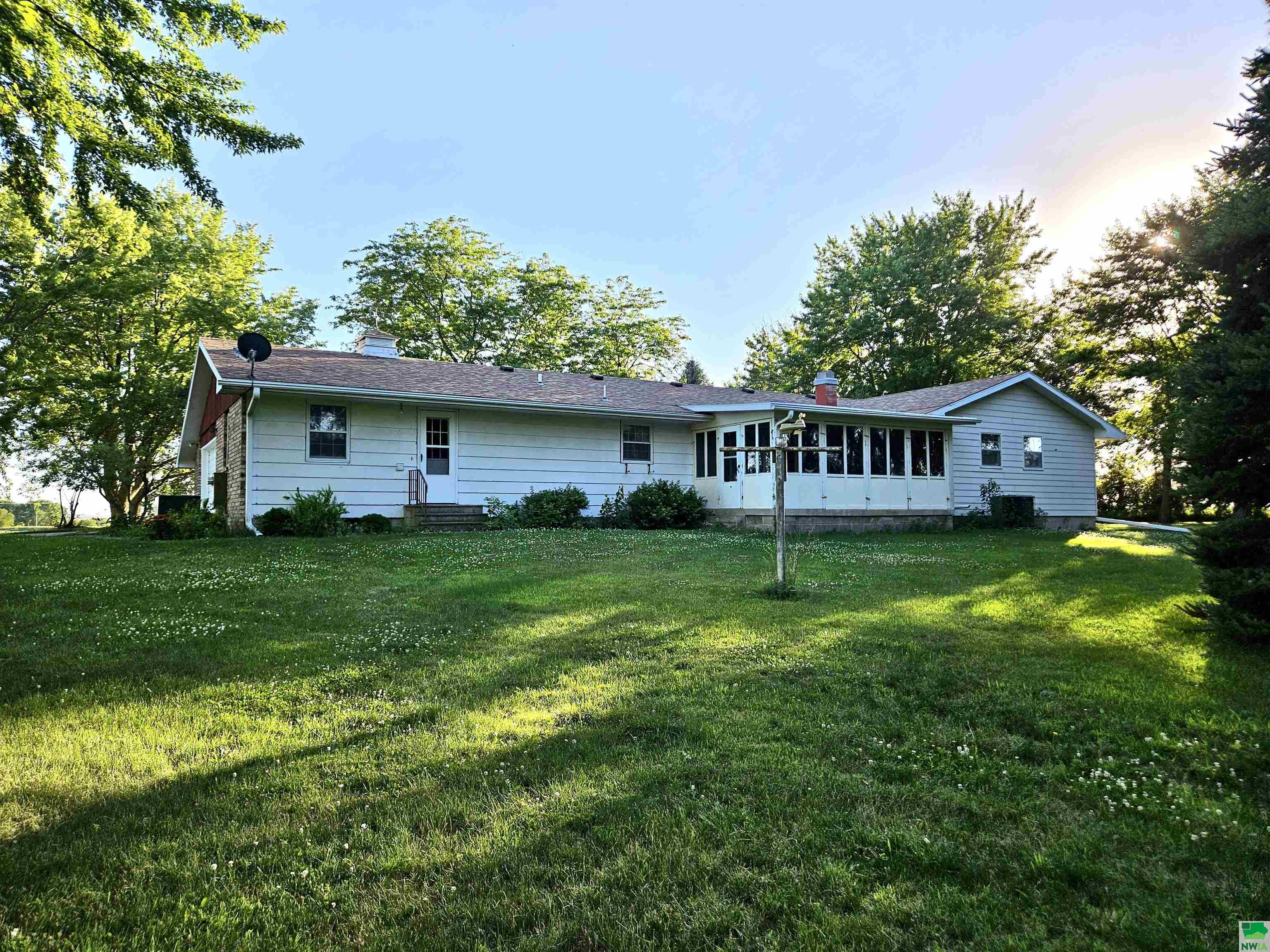 MLS #825400