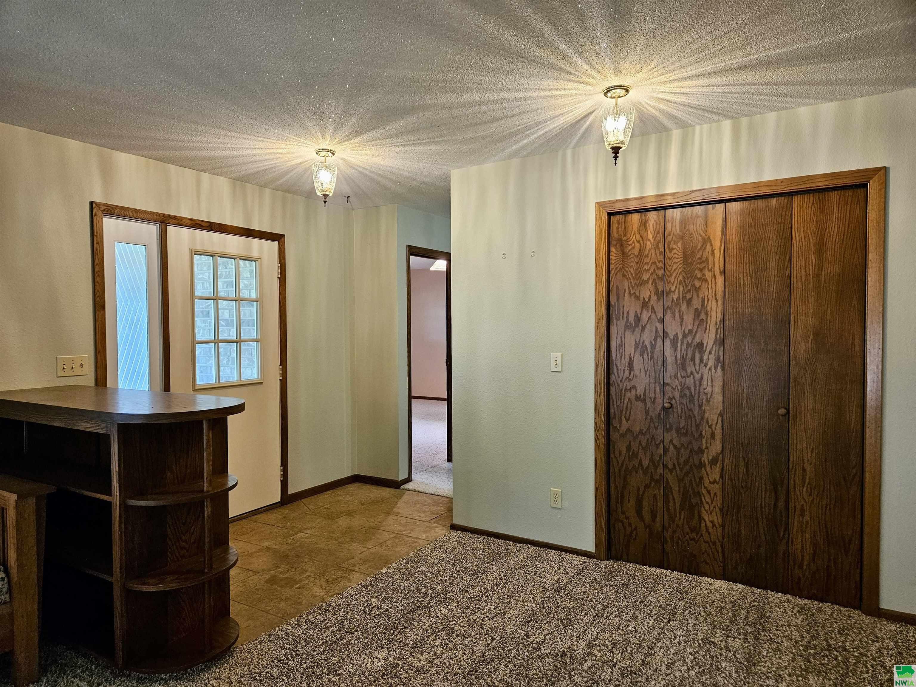 MLS #825400