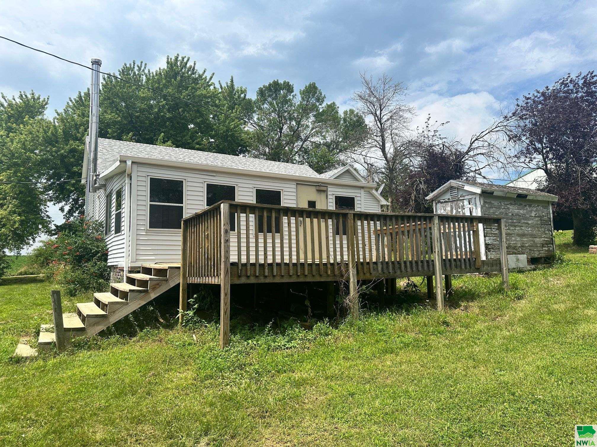 MLS #825403