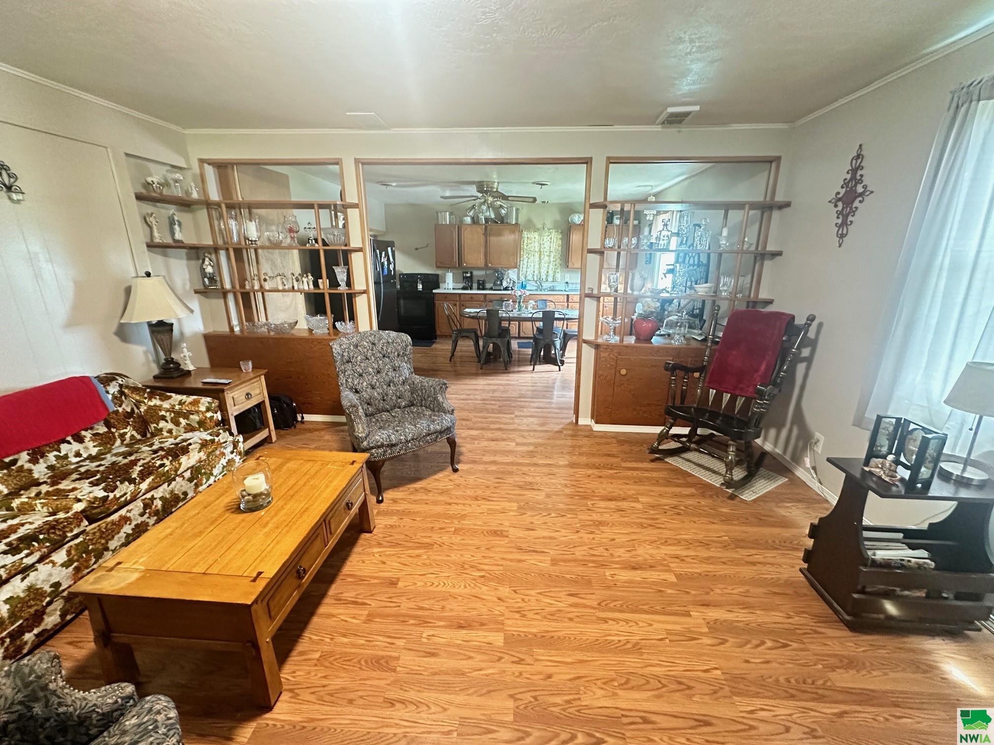 MLS #825403