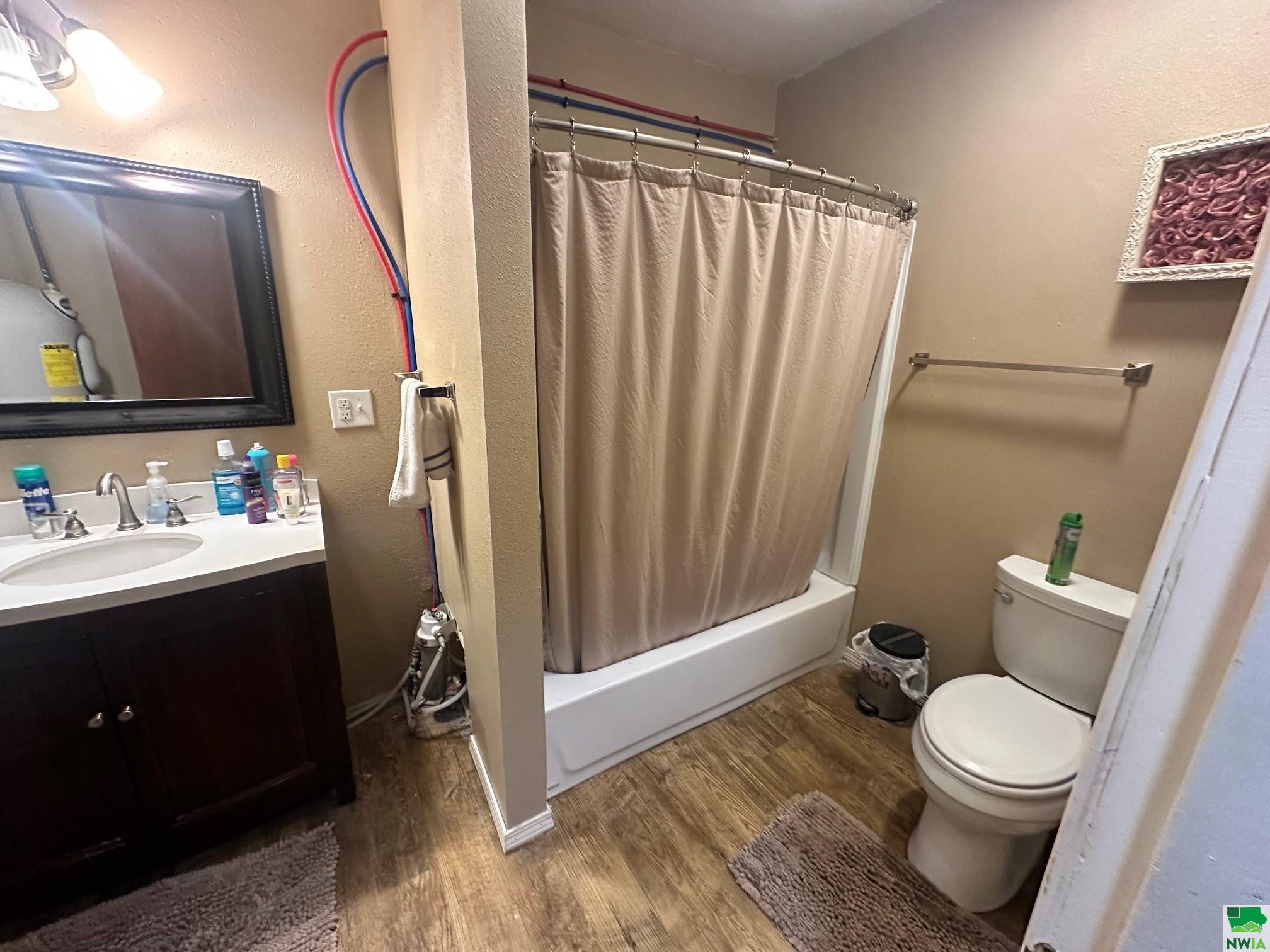 MLS #825403