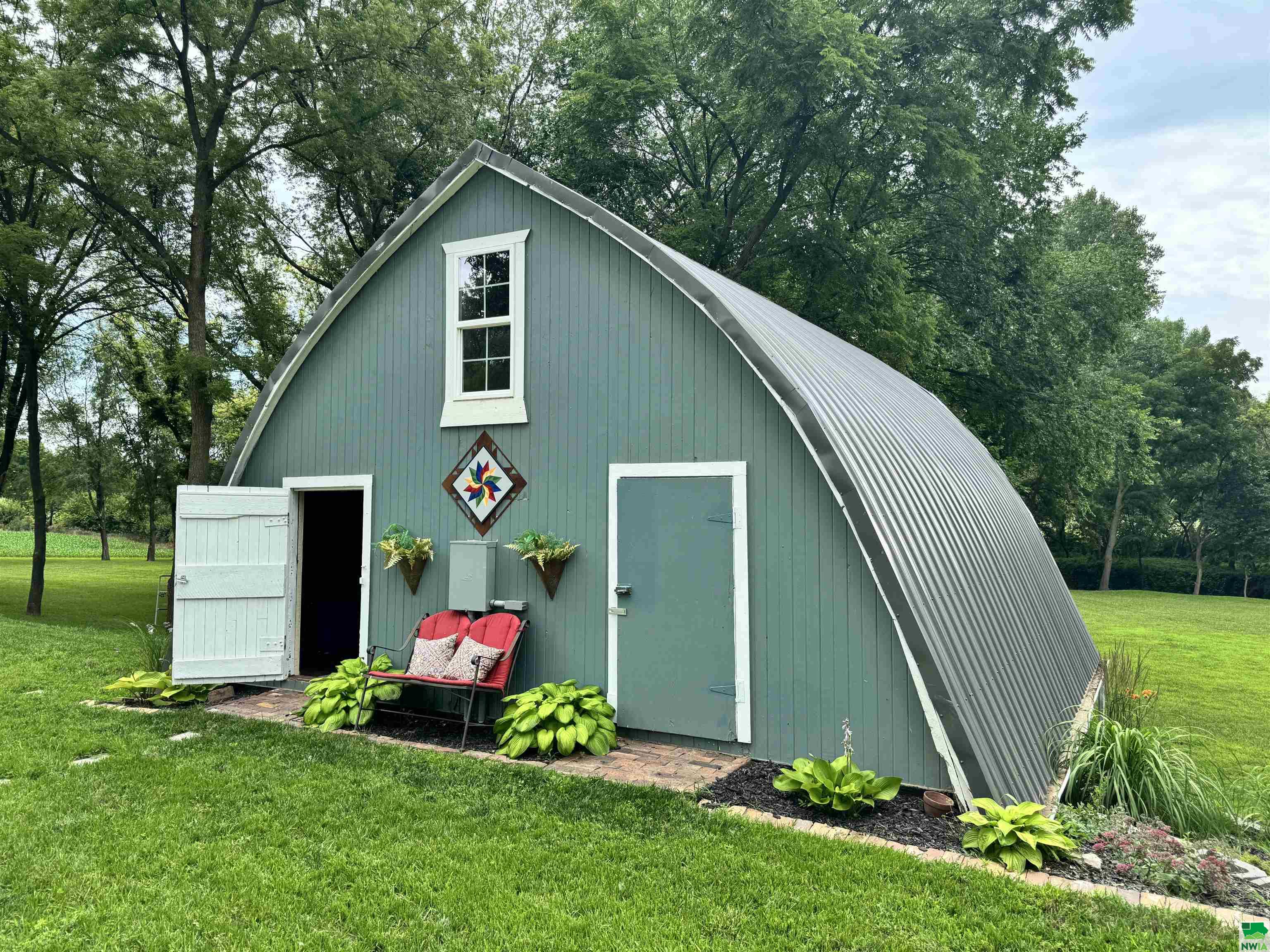 MLS #825406
