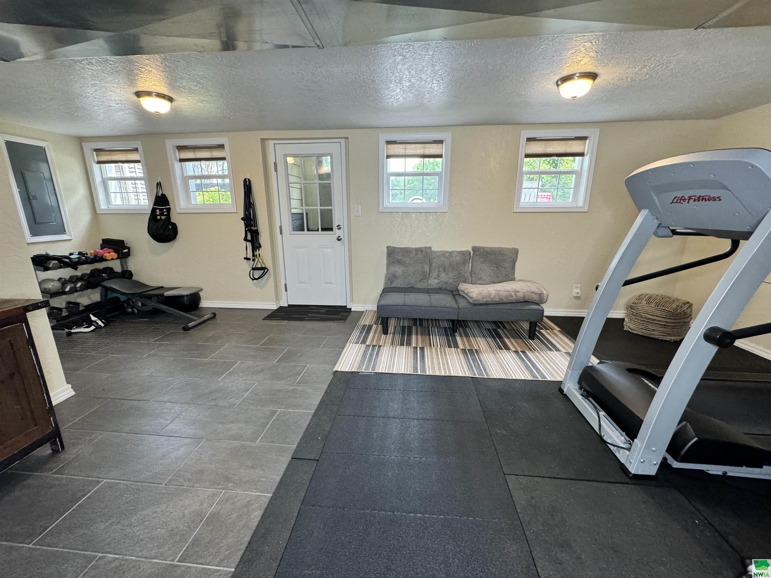 MLS #825406