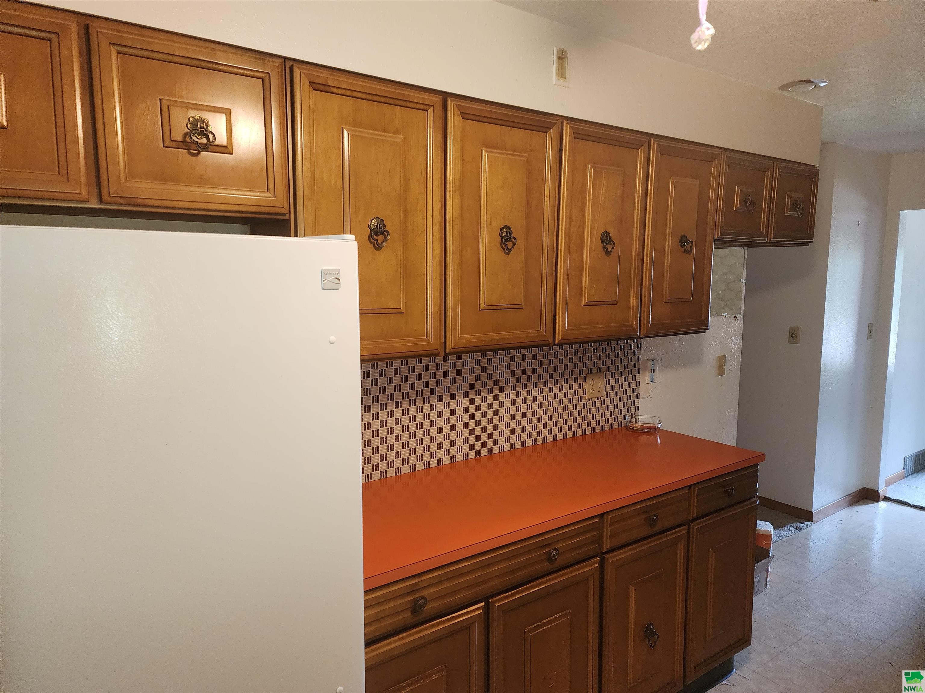 MLS #825417