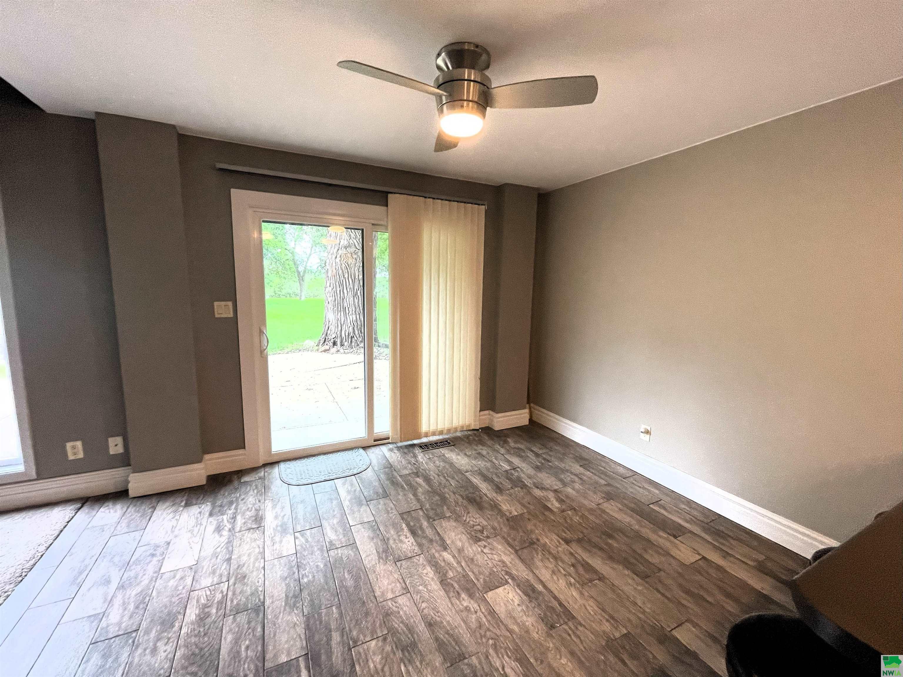 MLS #825435