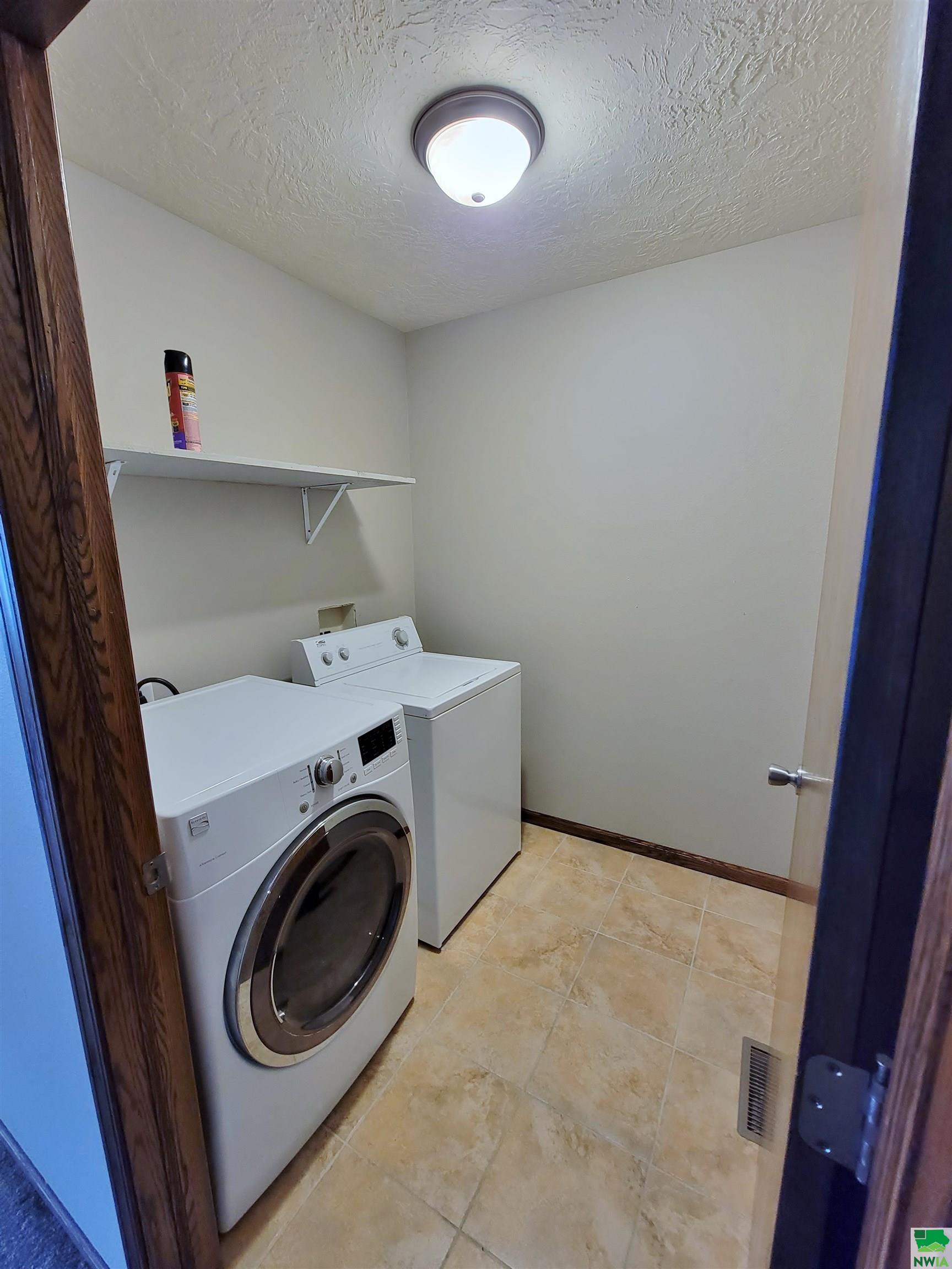 MLS #825456