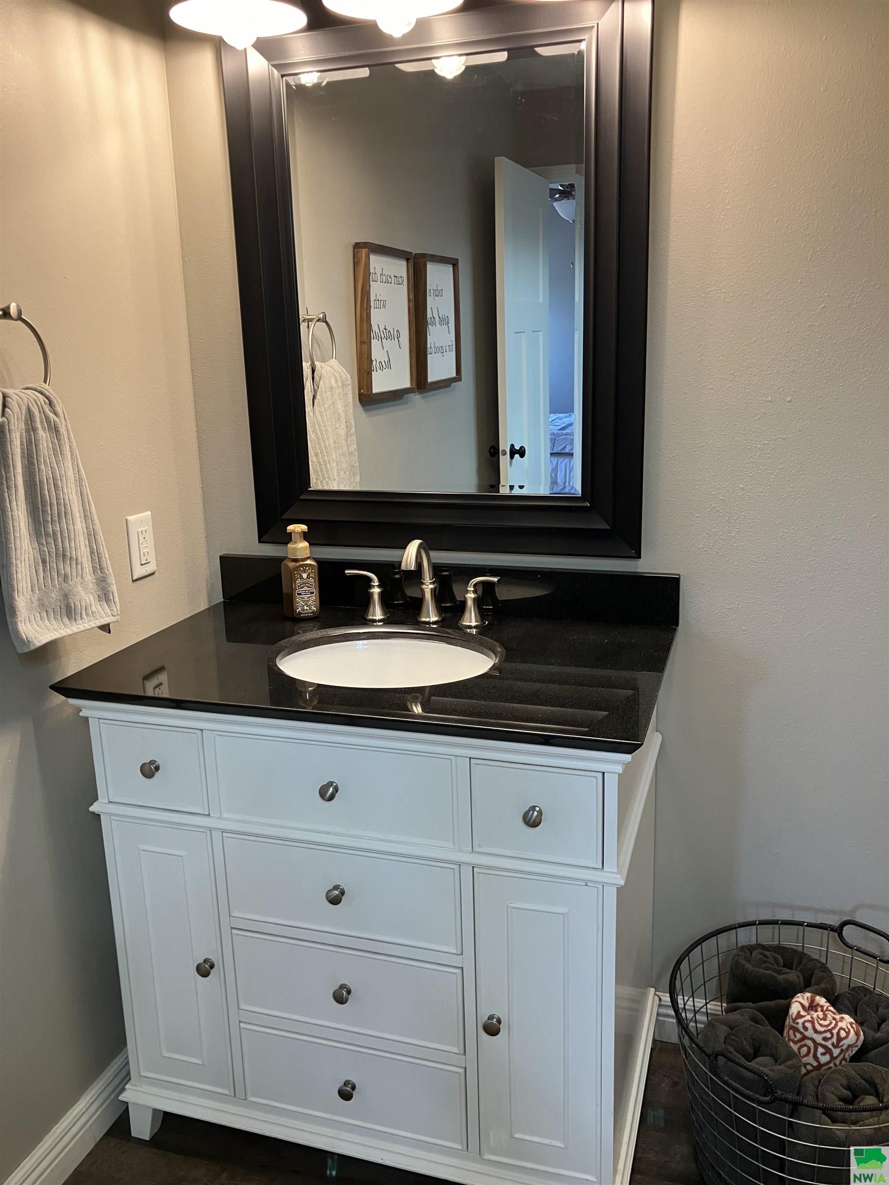 MLS #825462
