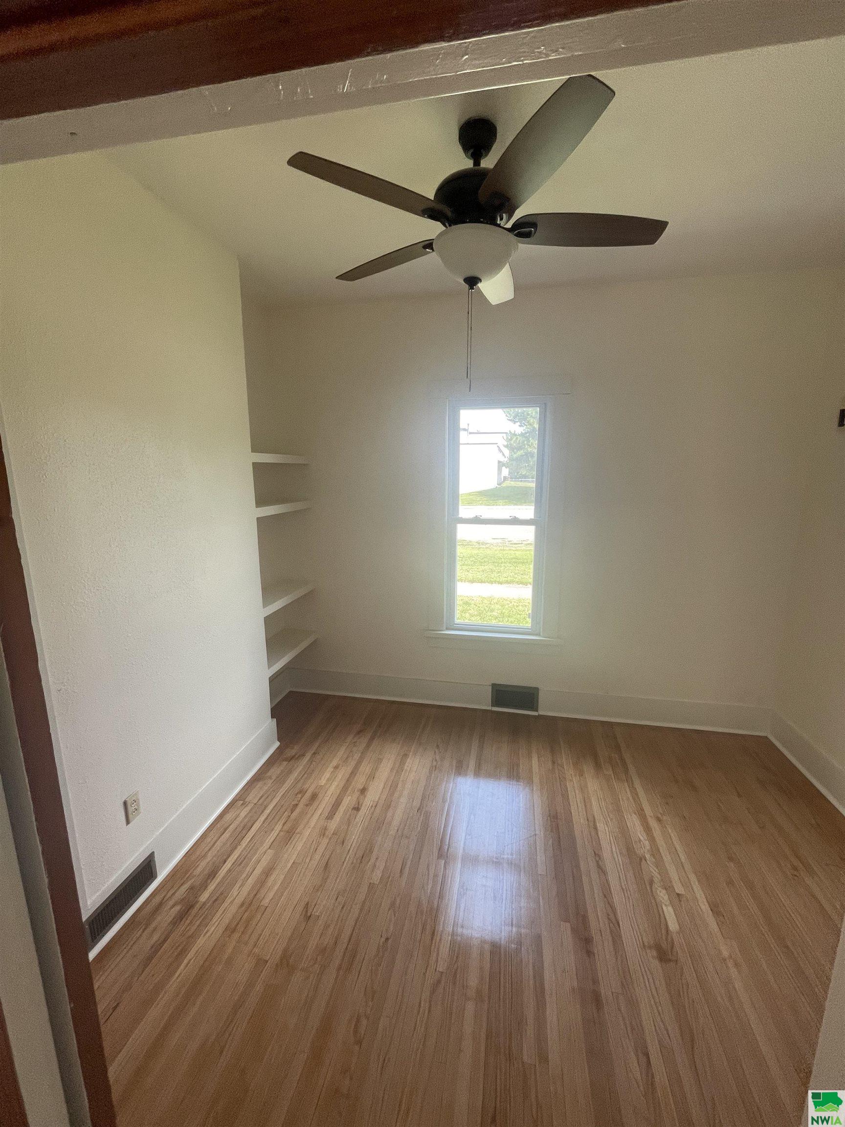 MLS #825491