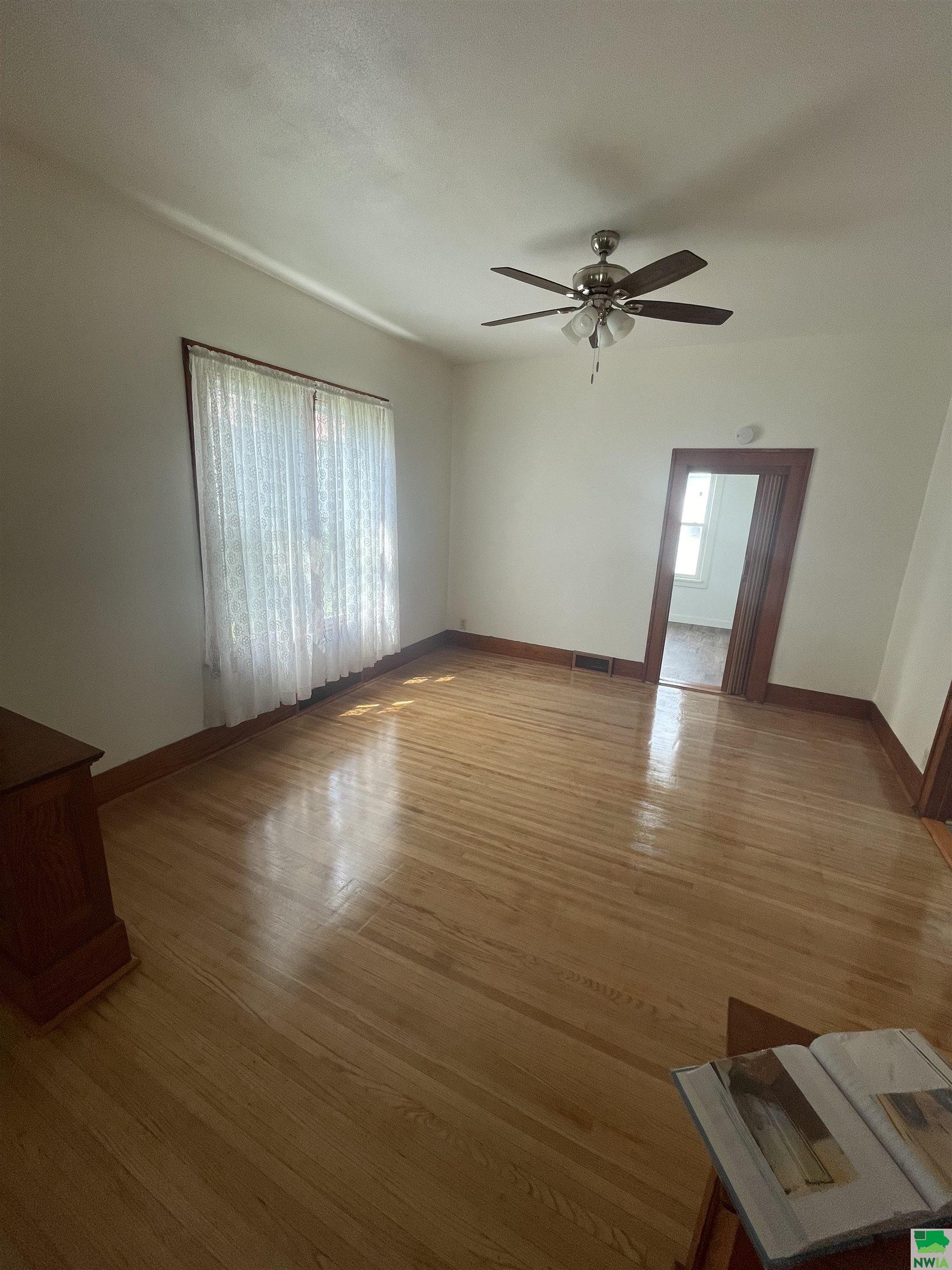 MLS #825491
