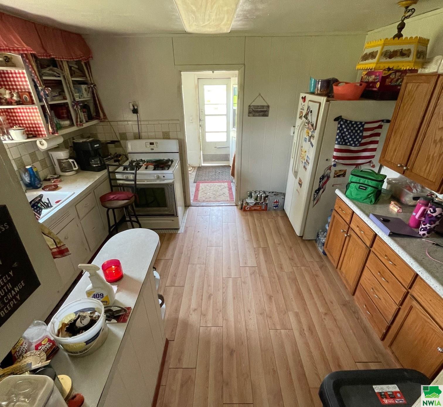 MLS #825496