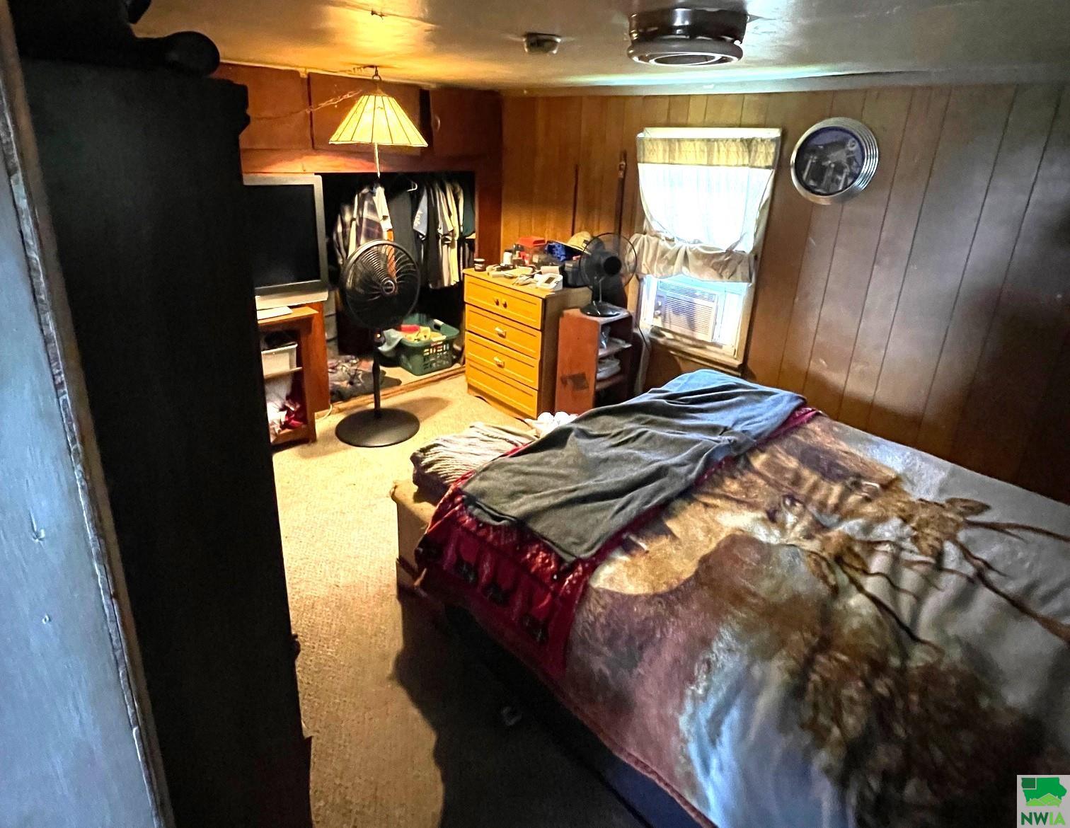 MLS #825496