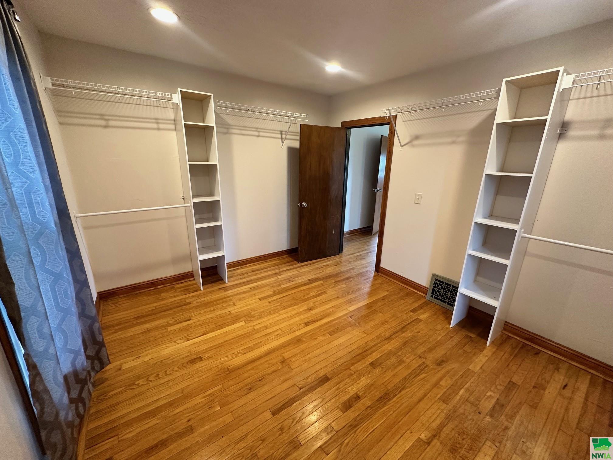 MLS #825520