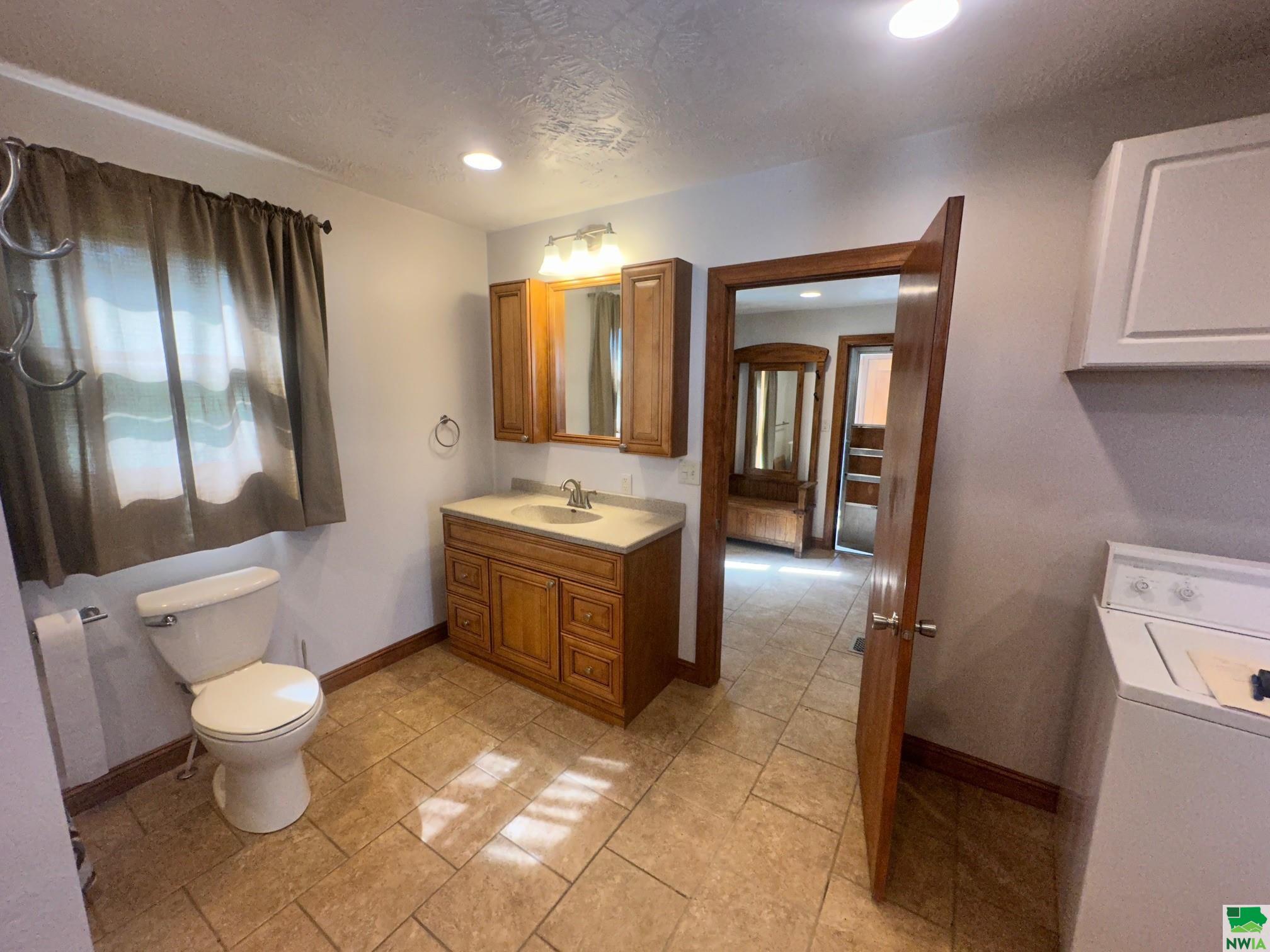 MLS #825520