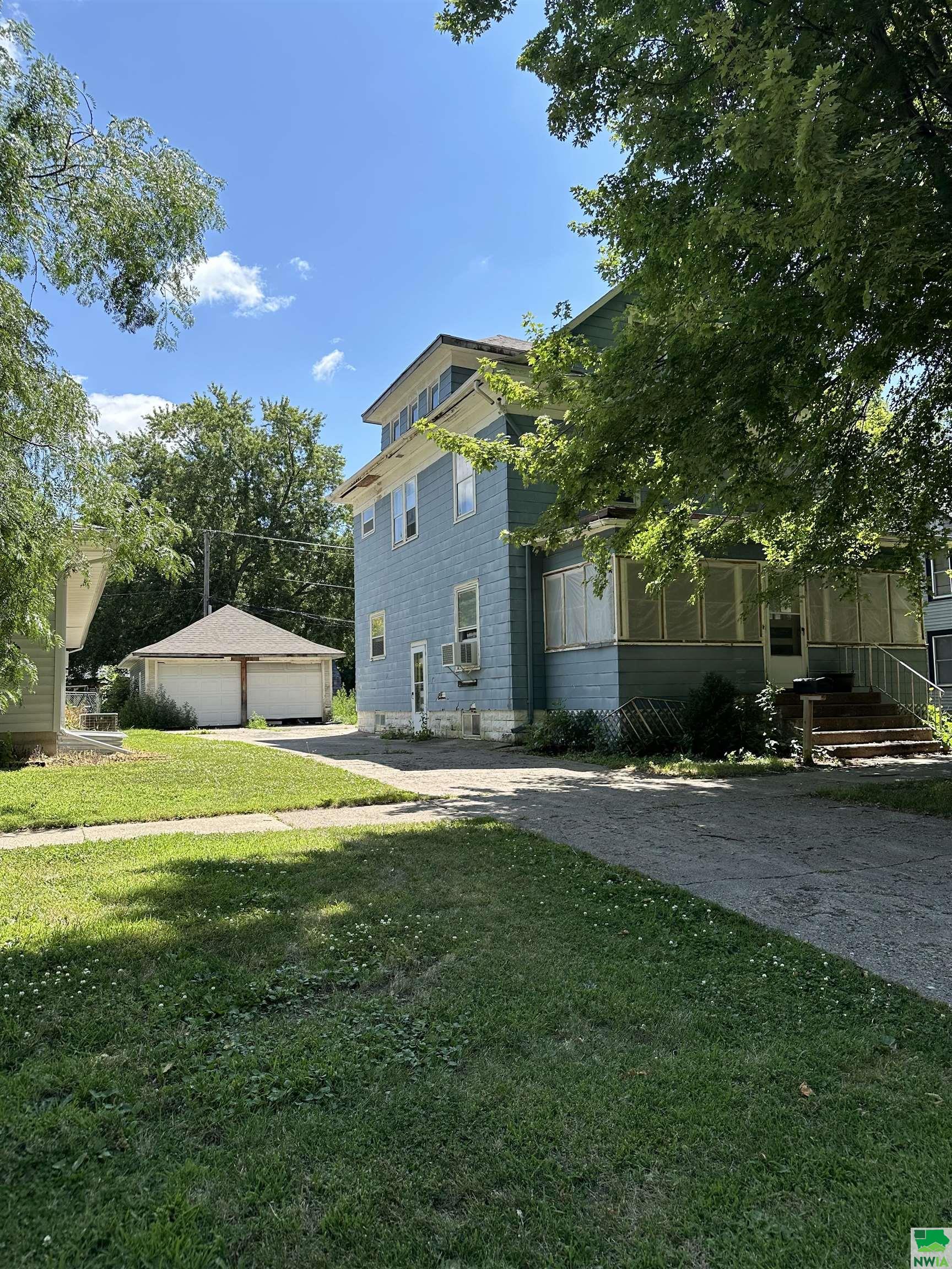 MLS #825556