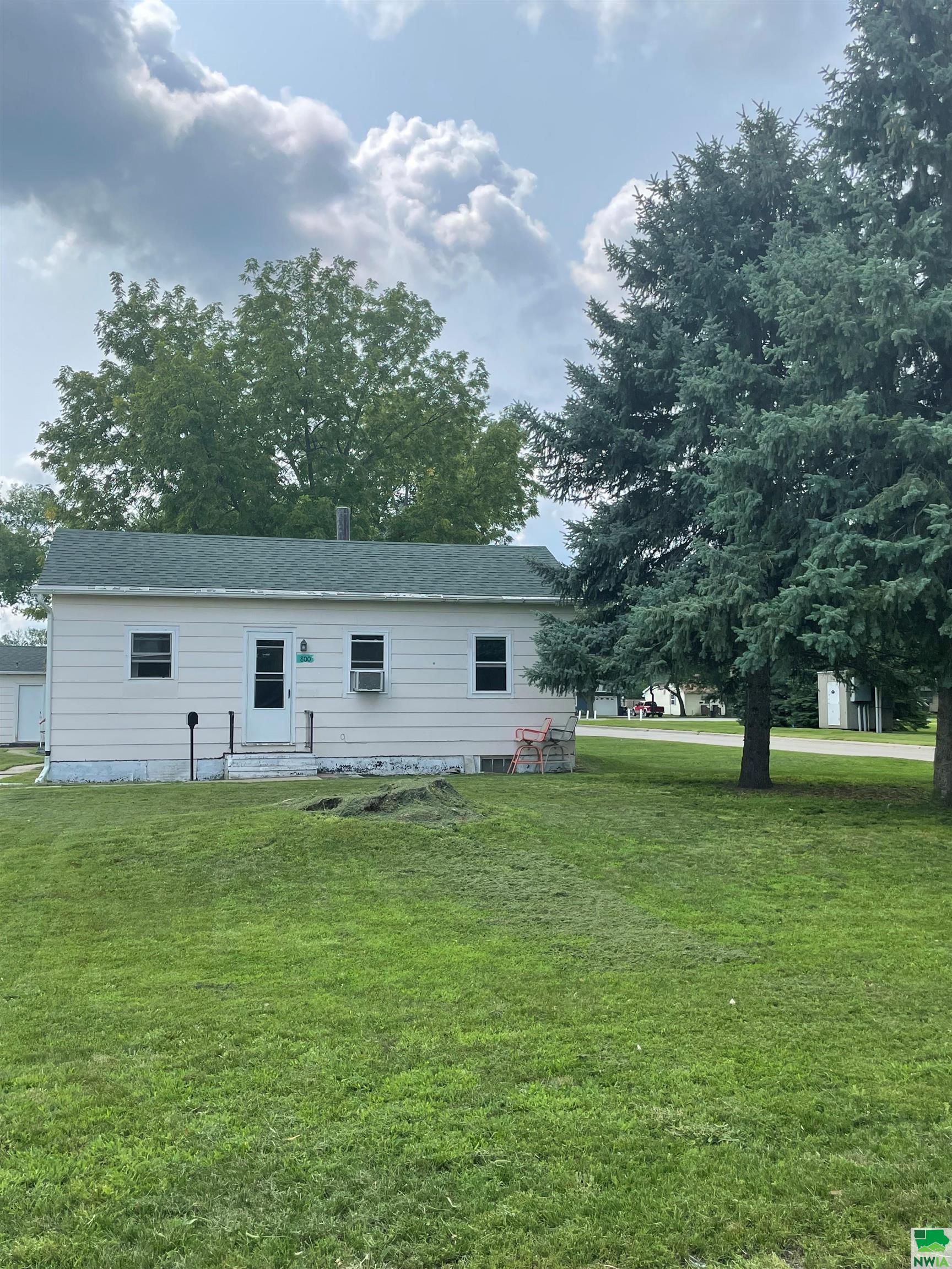 800 12th St, Onawa, IA 51040 