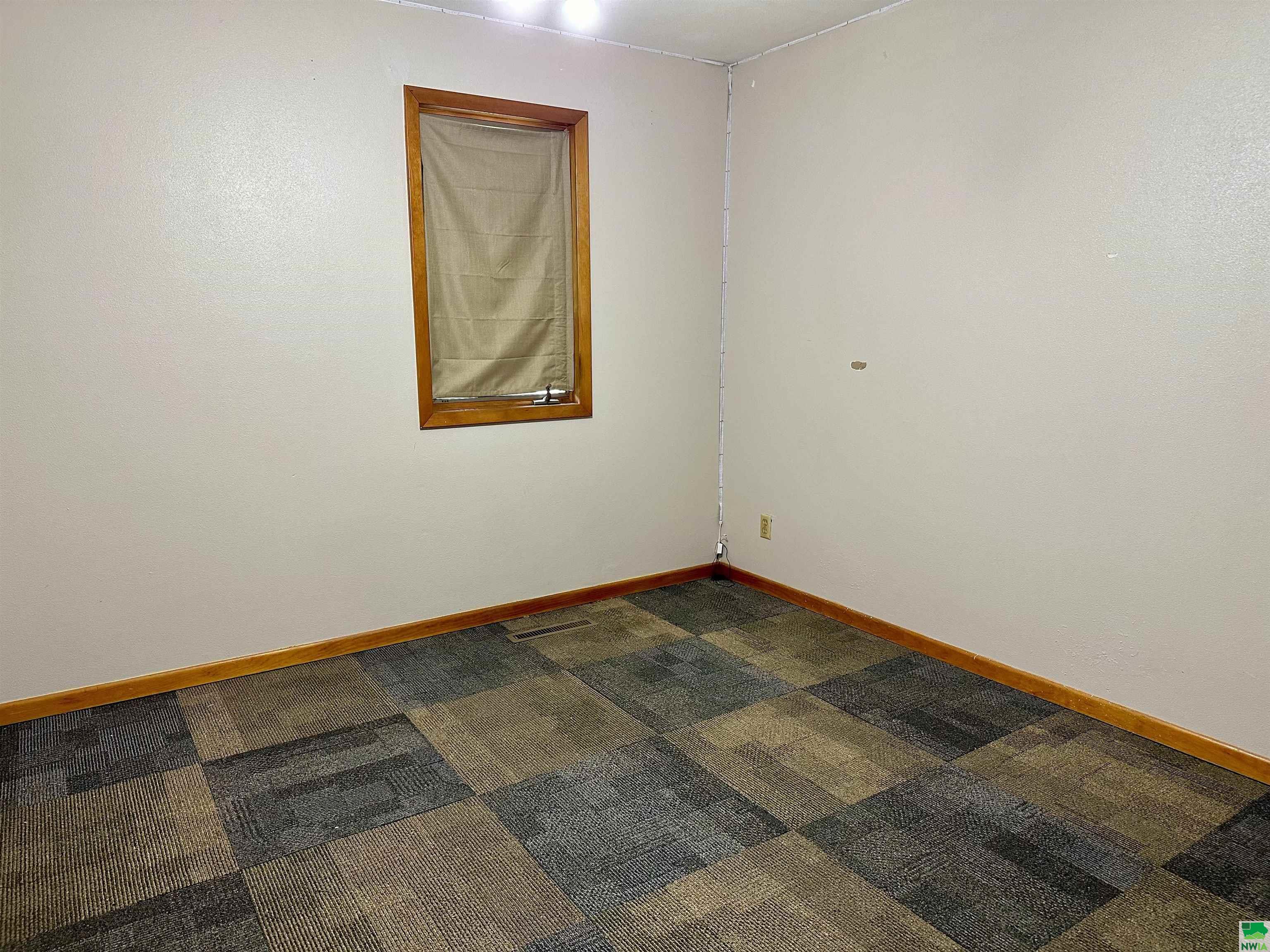 MLS #825579
