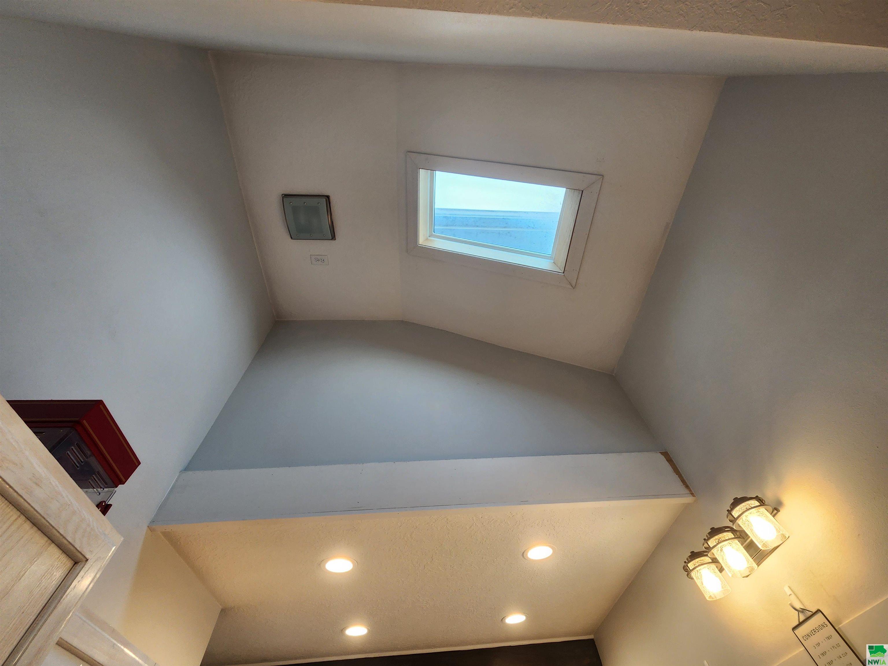 MLS #825600