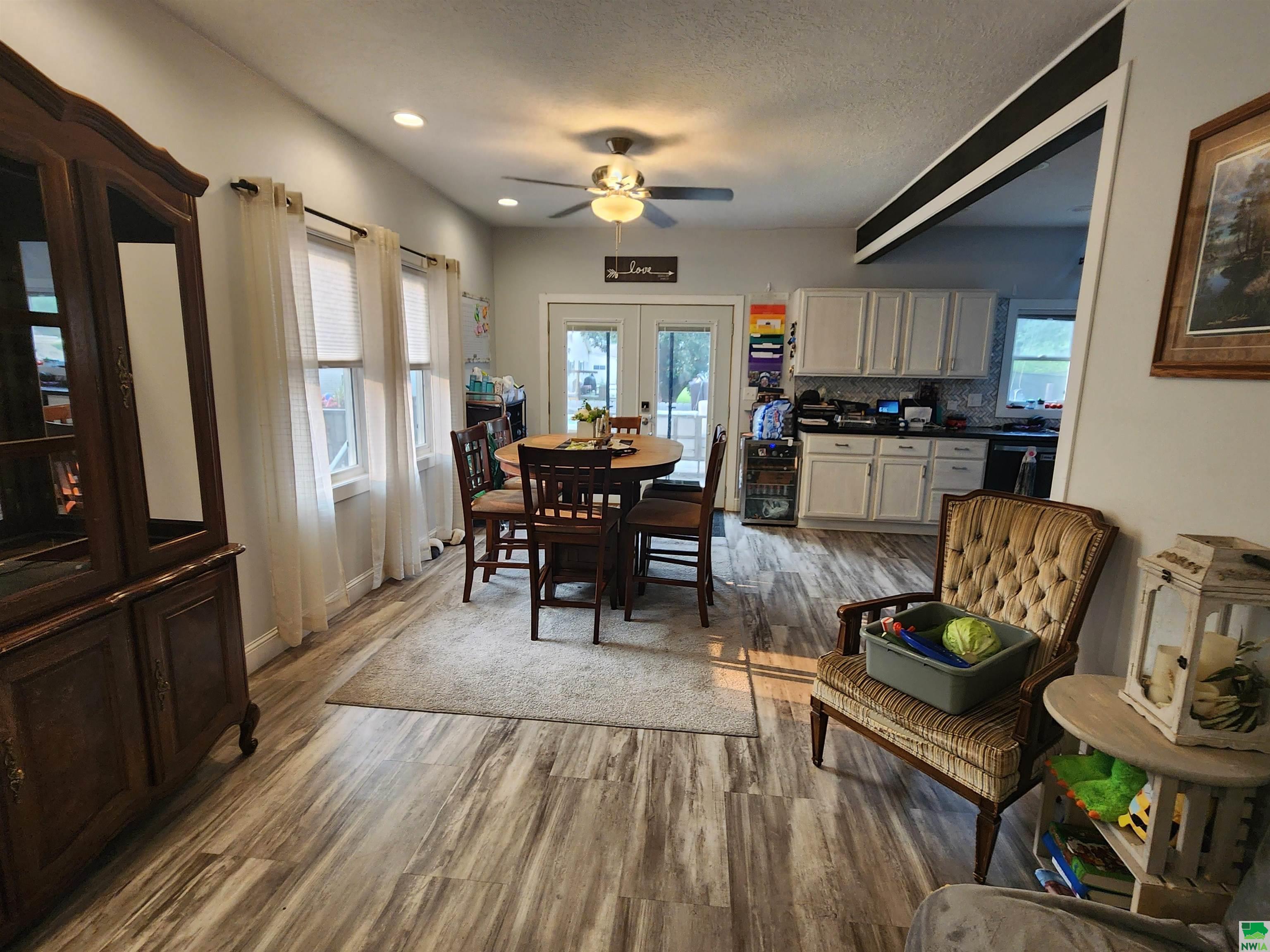 MLS #825600