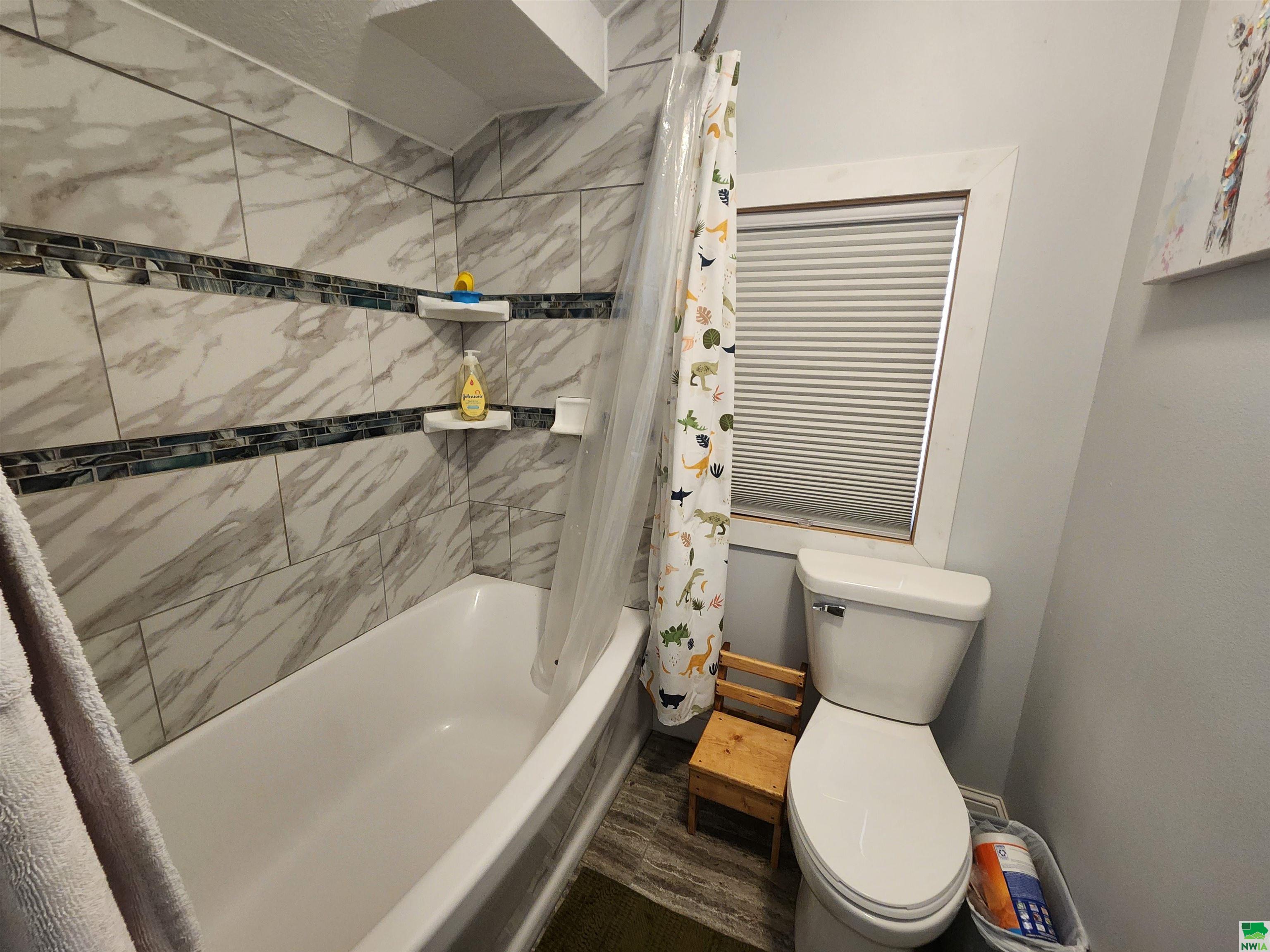 MLS #825600