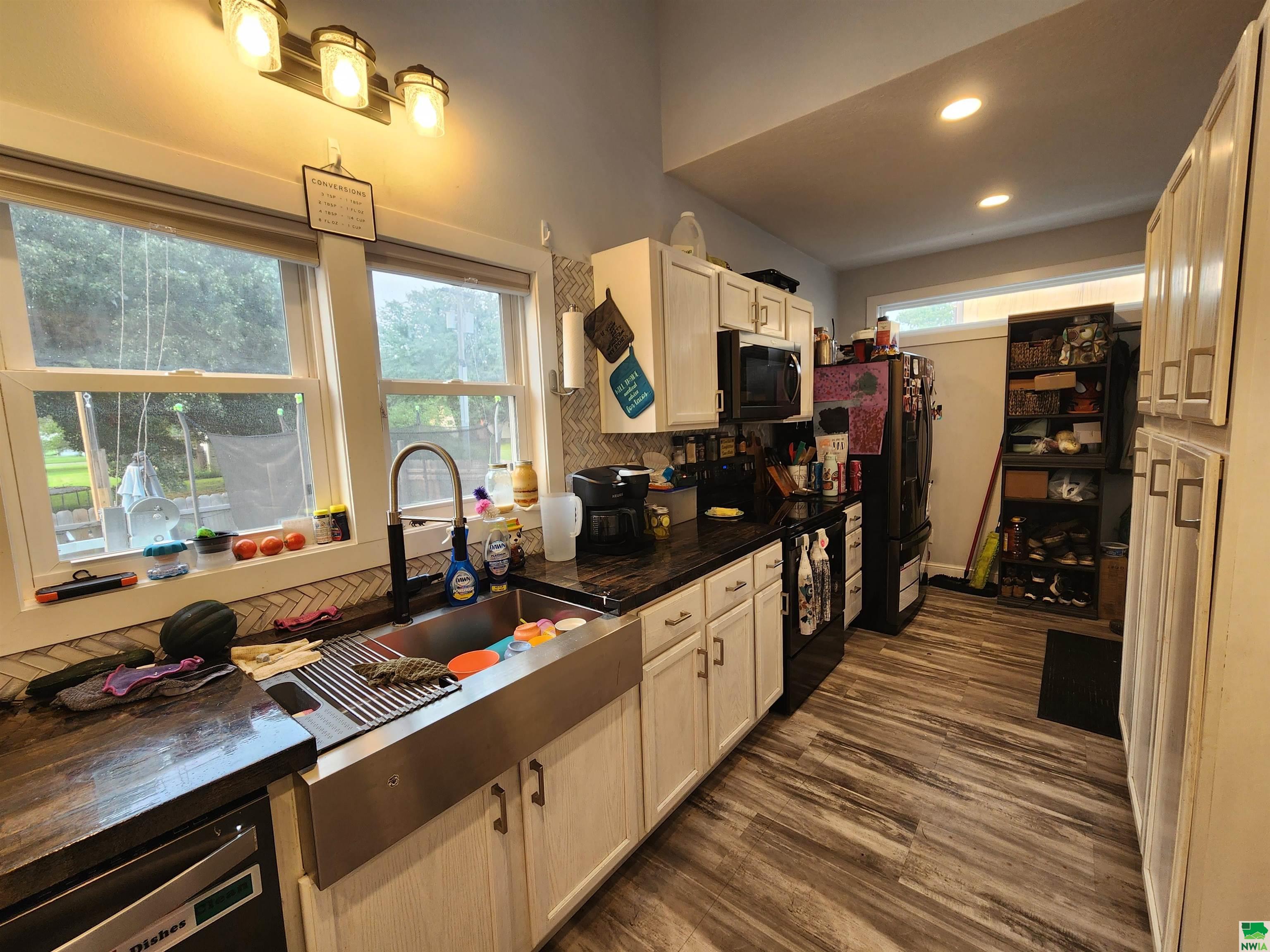 MLS #825600