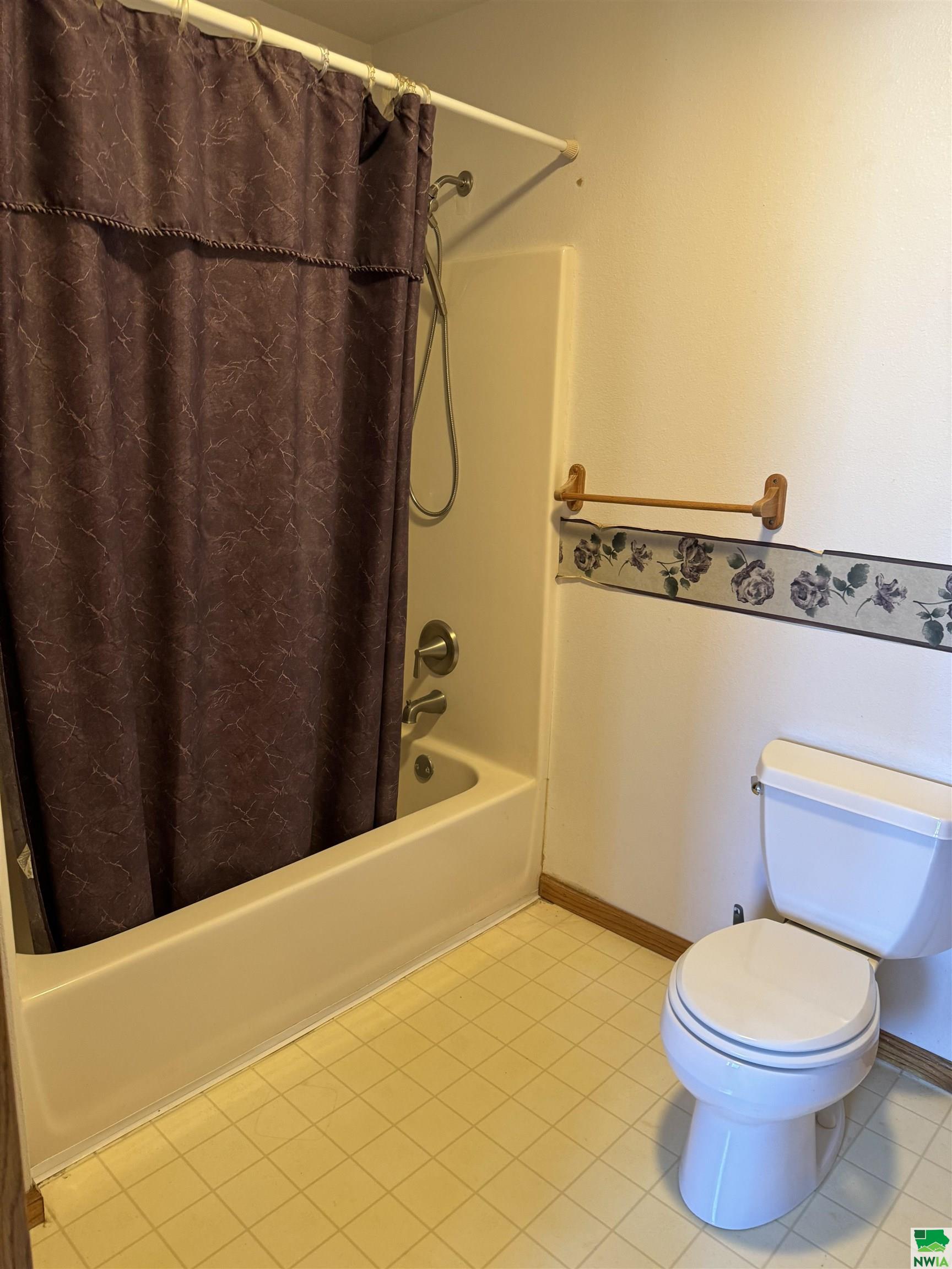 MLS #825606