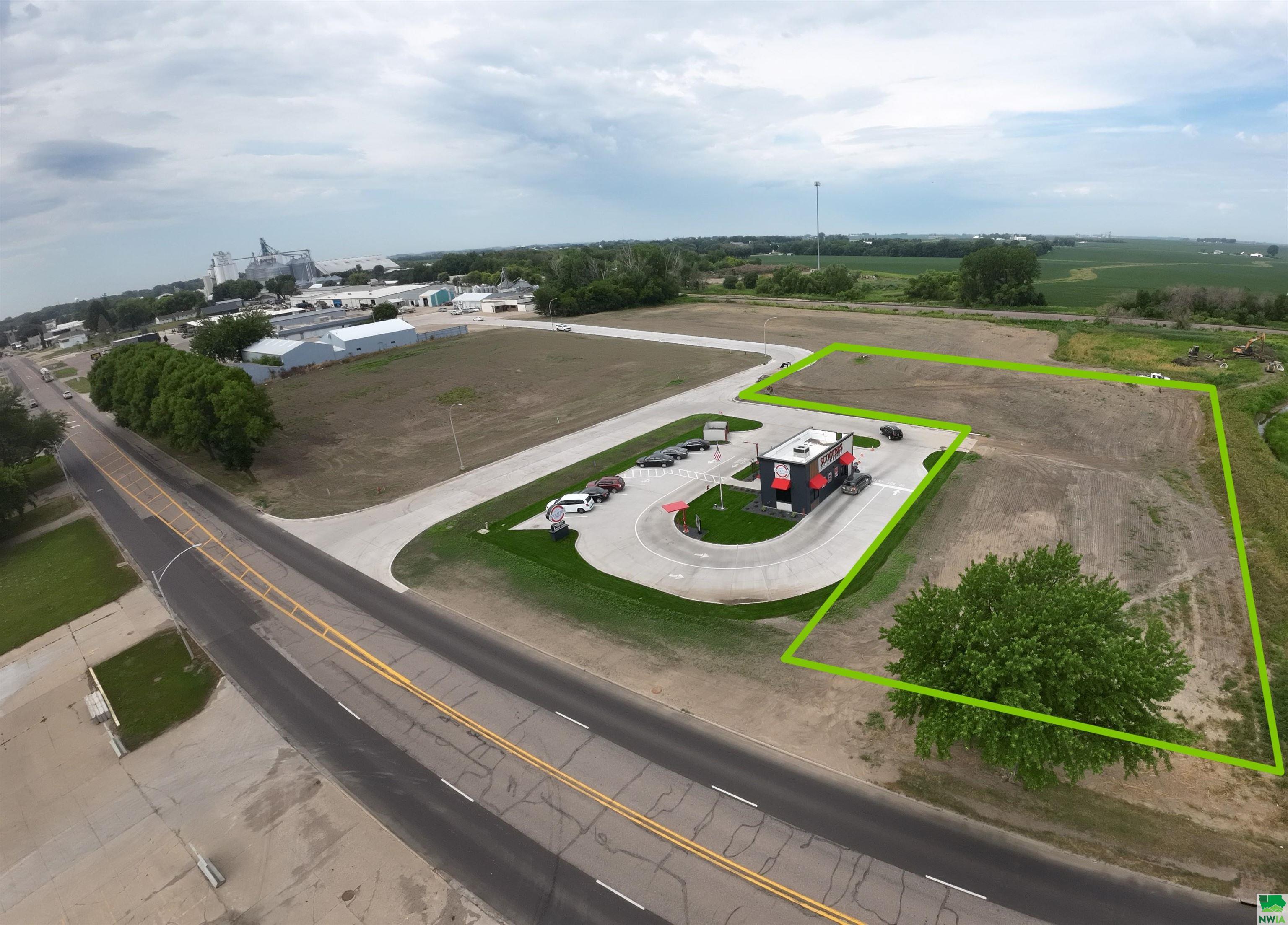 11th St. NW, Sioux Center, IA 51250 