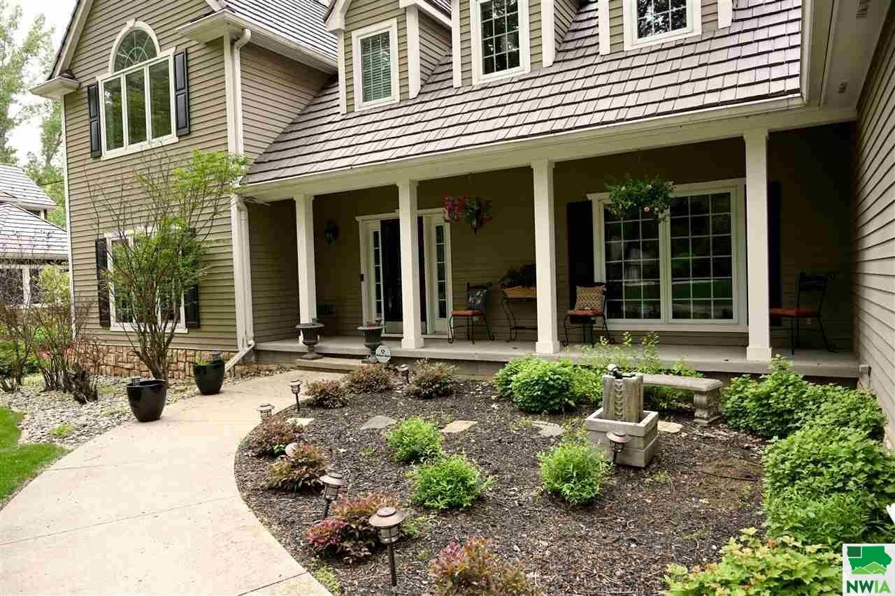 MLS #825647