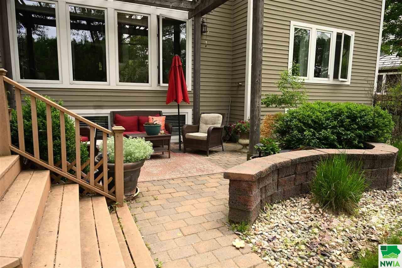 MLS #825647
