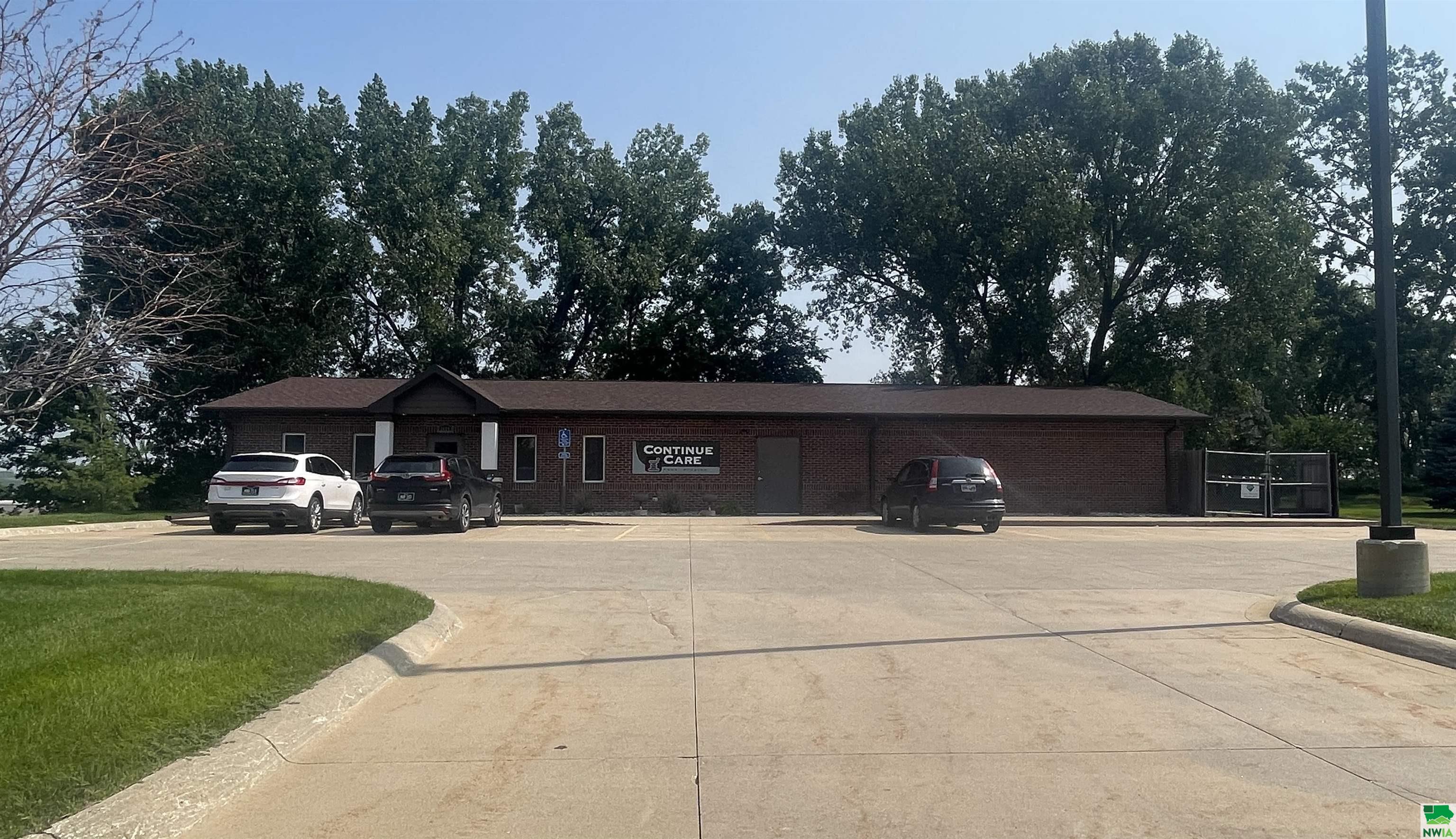 2609 Apache Ct, Sioux City, IA 51104 