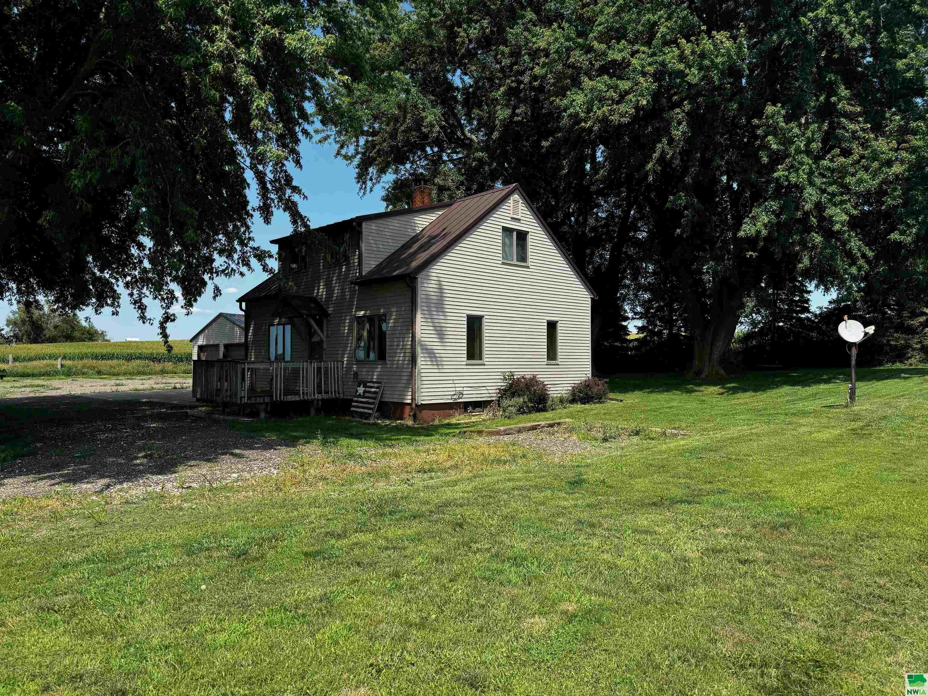 MLS #825667