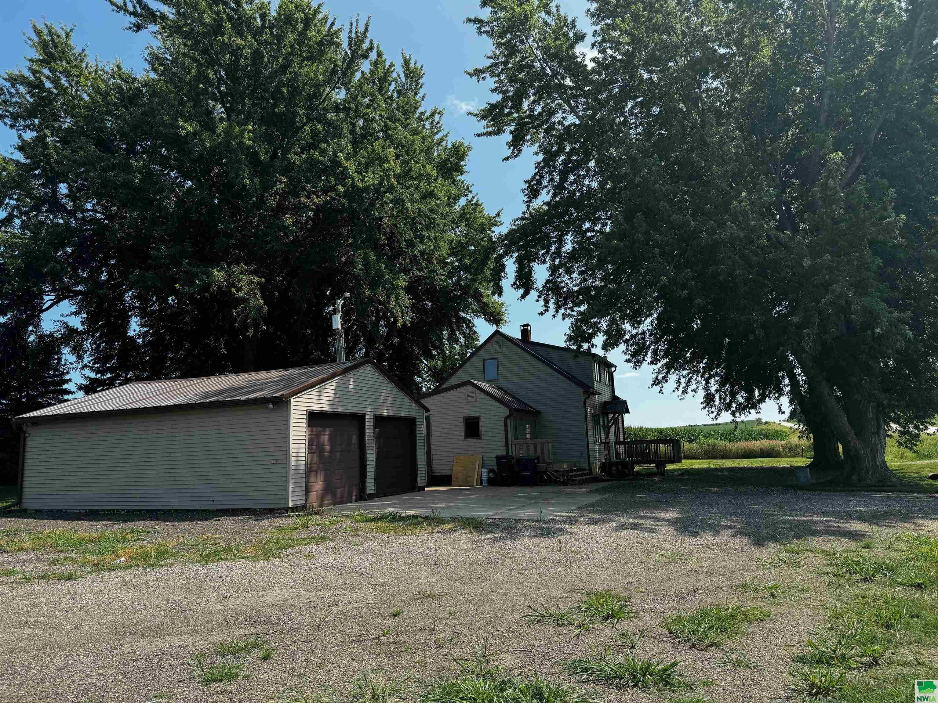 MLS #825667