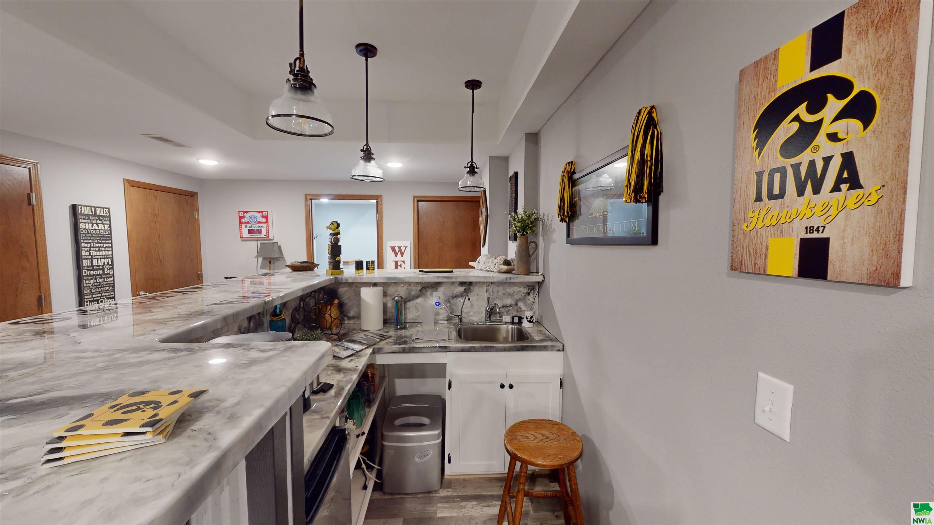 MLS #825673