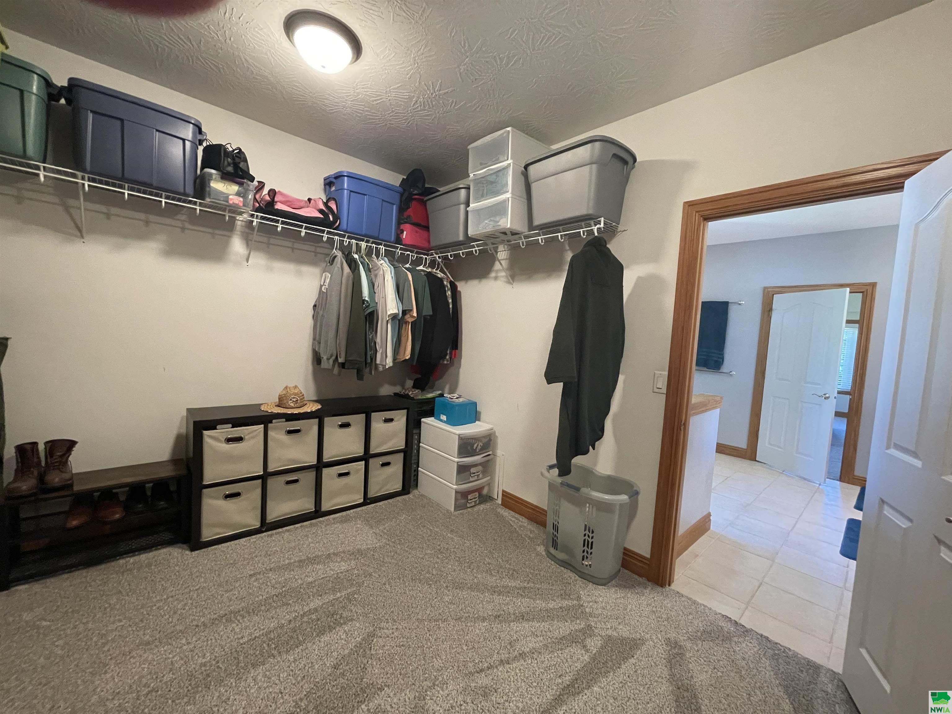 MLS #825694