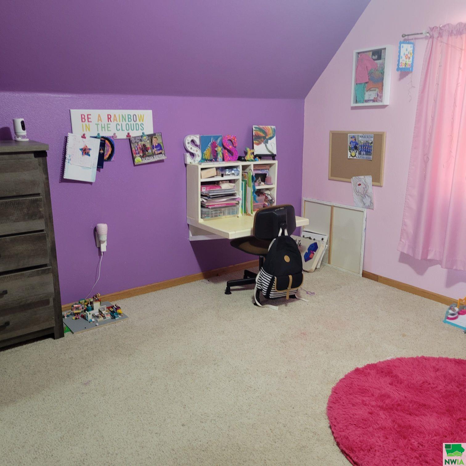 MLS #825696