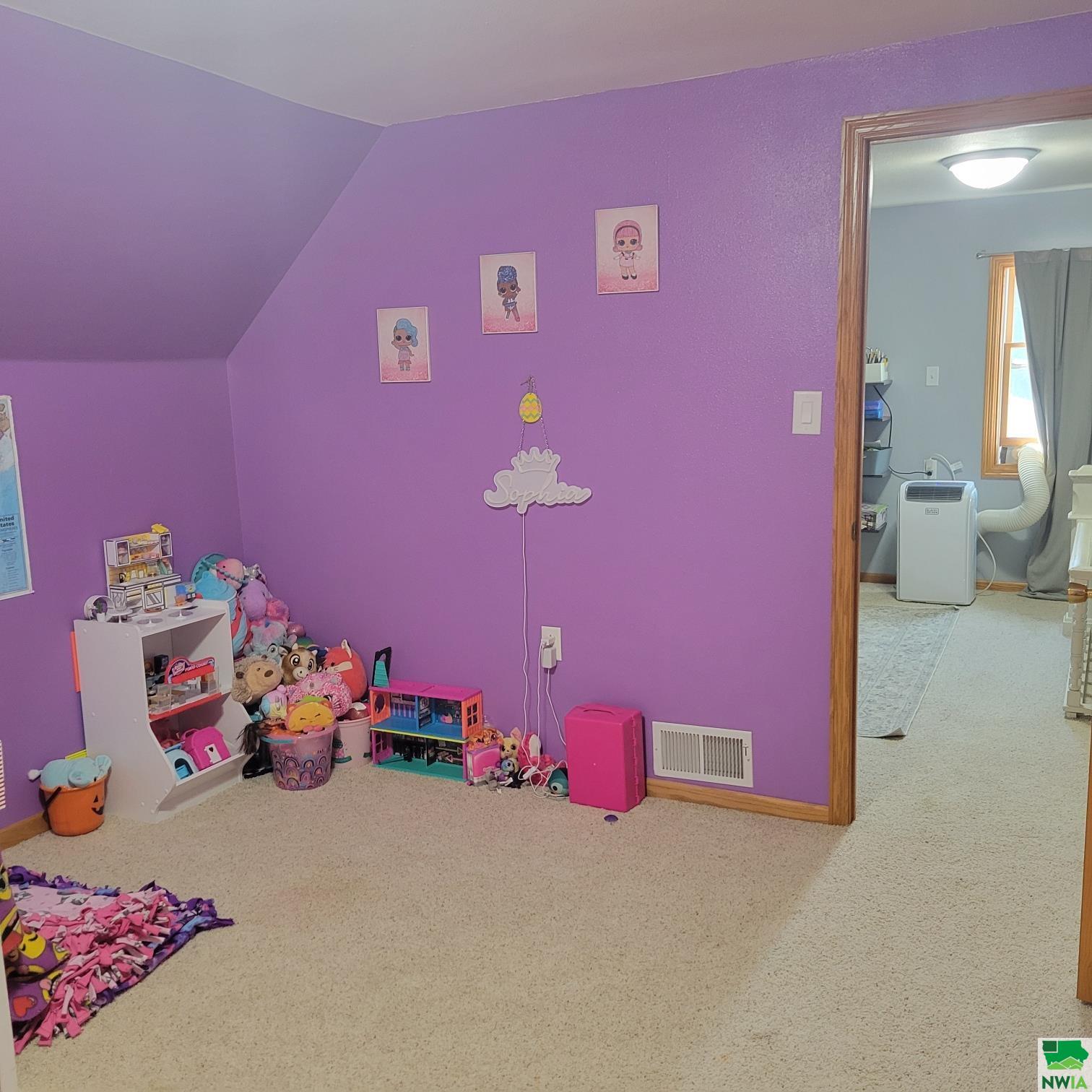 MLS #825696