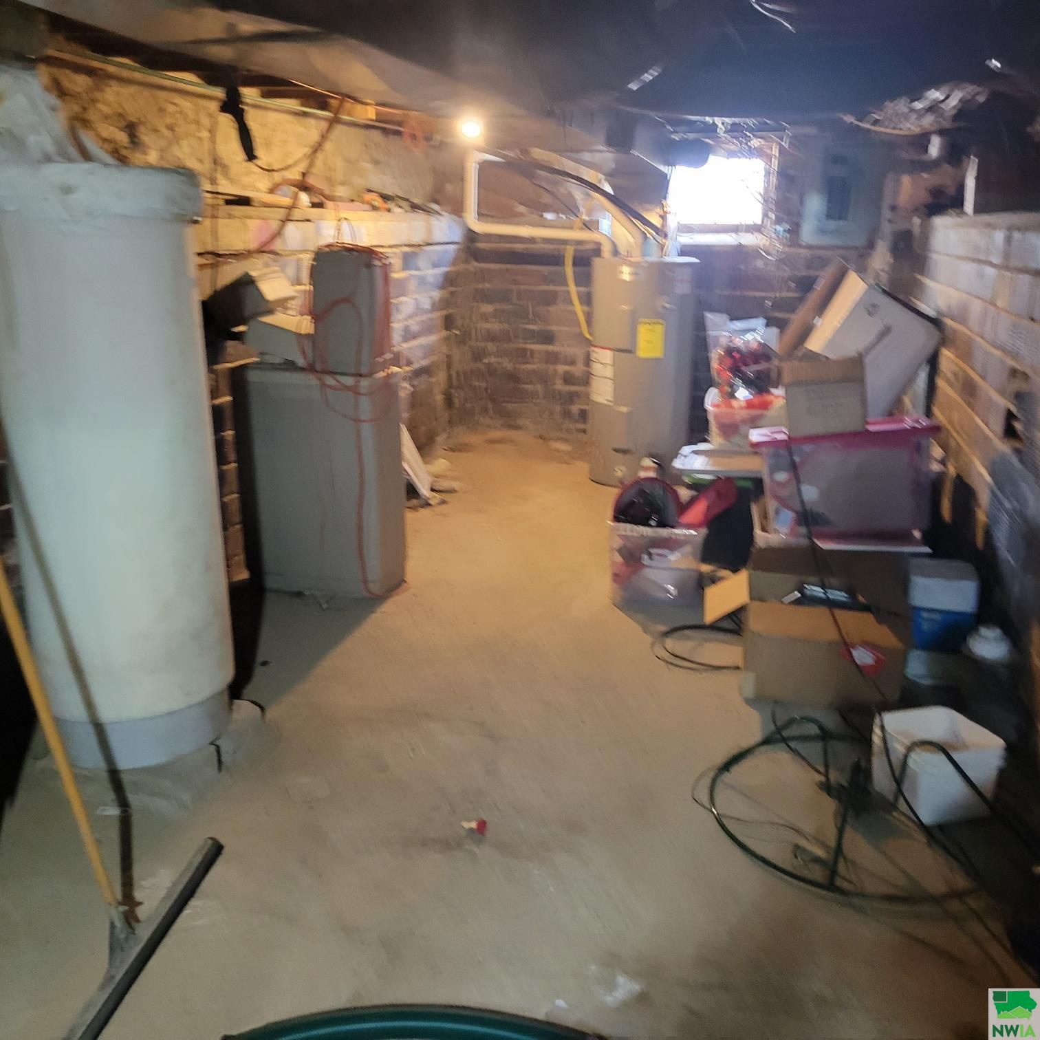 MLS #825696