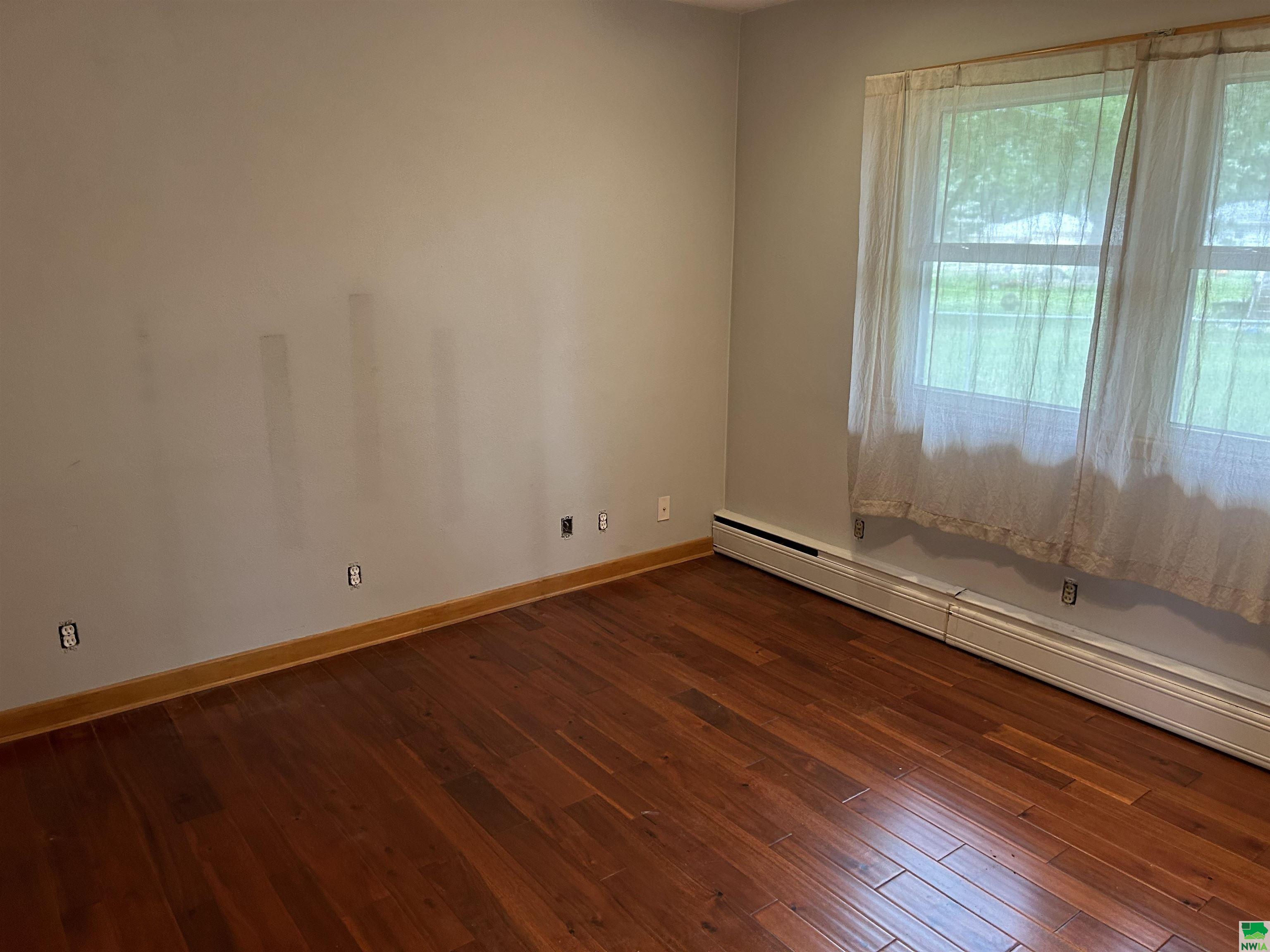 MLS #825699